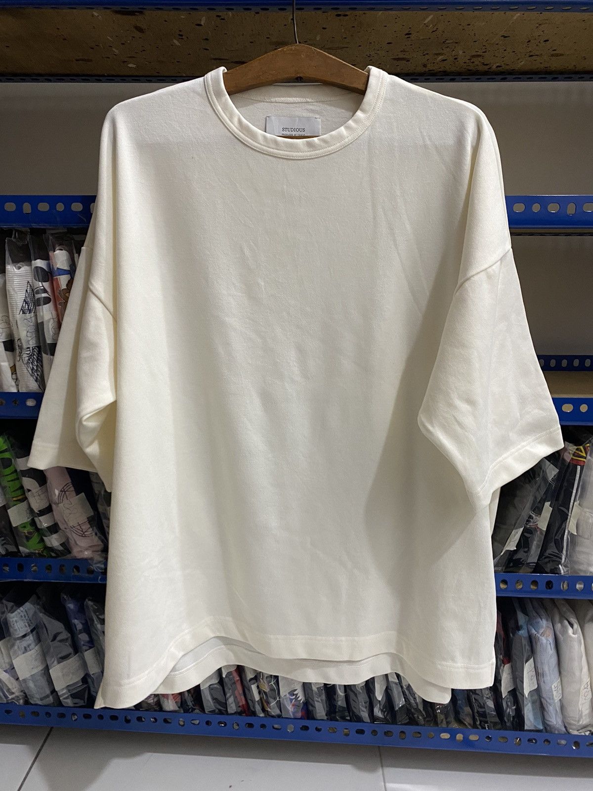 Japanese Brand STUDIOUS TSHIRT Size US XL / EU 56 / 4 - 1 Thumbnail