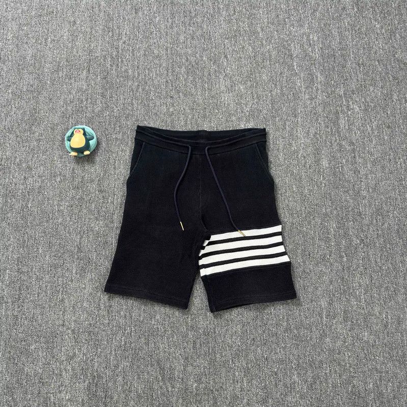 Thom Browne Thom Browne Navy Cotton Men's Shorts 0089 Size US 26 / EU 42 - 1 Thumbnail
