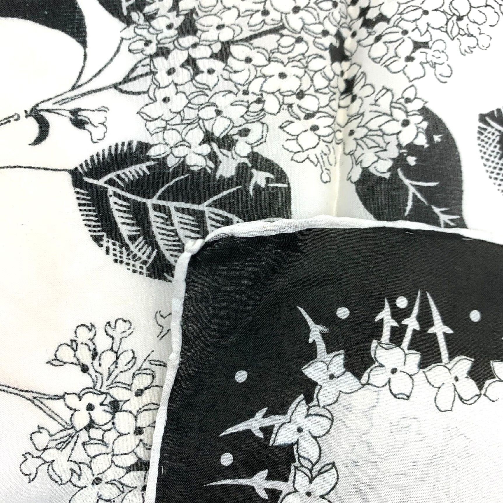 Vintage VINTAGE Scarf Womens 28" x 28" Hand Rolled Black White Floral Painted Square Scarf Women Size ONE SIZE - 5 Thumbnail
