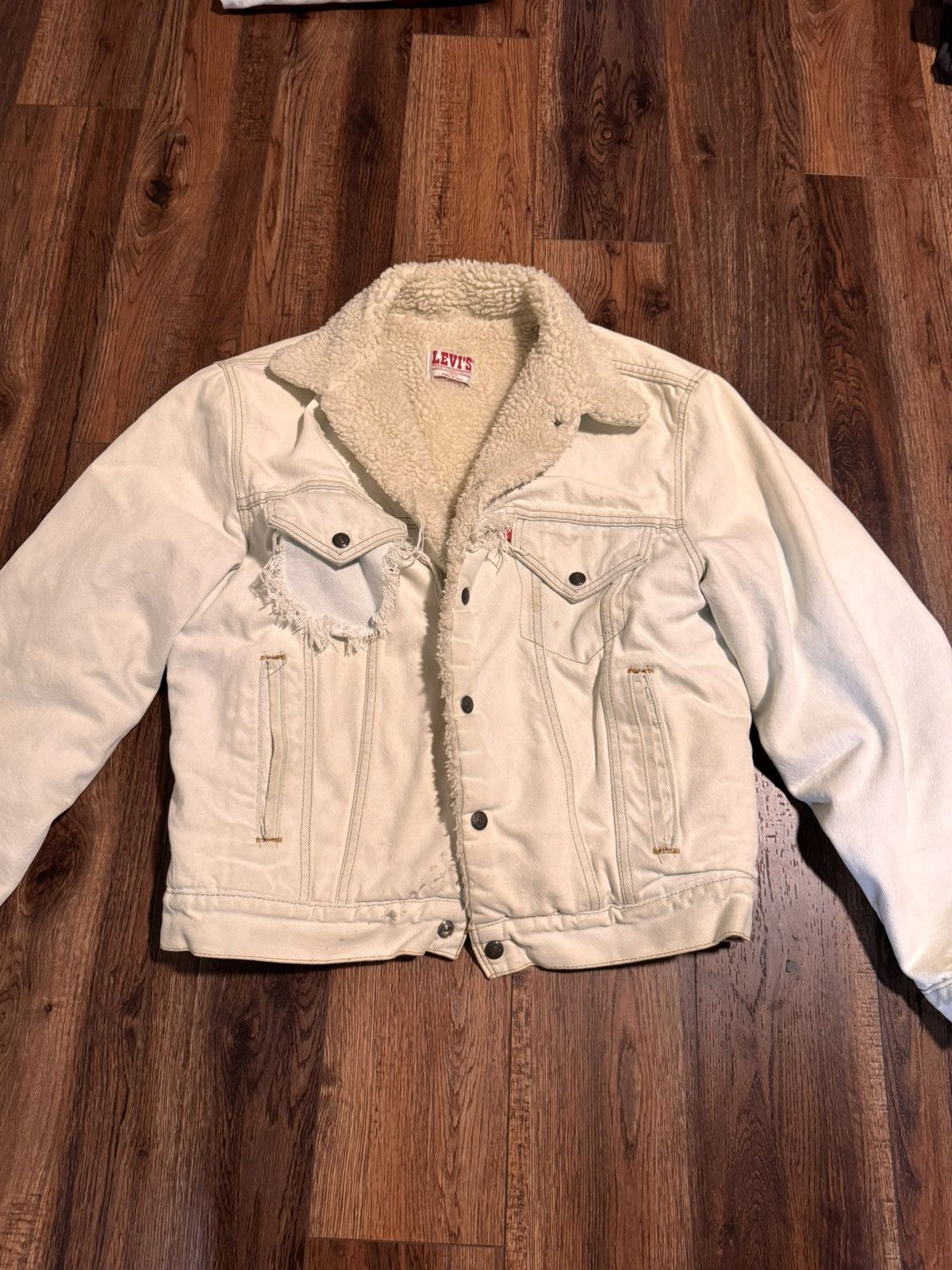 Levi's Vintage Clothing Vintage Levis Lightwash Trucker Jacket Size US M / EU 48-50 / 2 - 1 Thumbnail