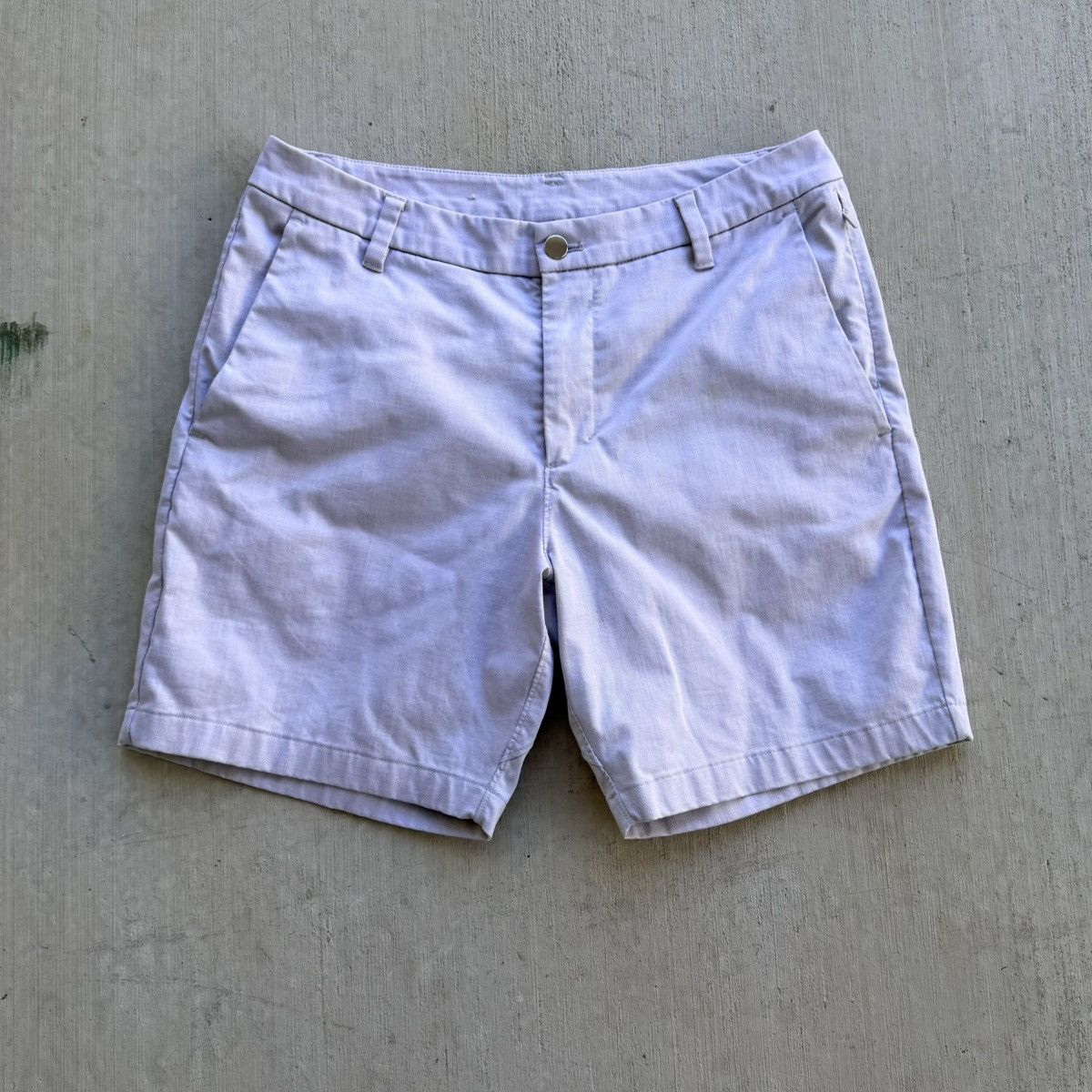 Lululemon Lululemon Shorts Mens 32 Gray Commission Athletic Casual Size US 32 / EU 48 - 1 Thumbnail