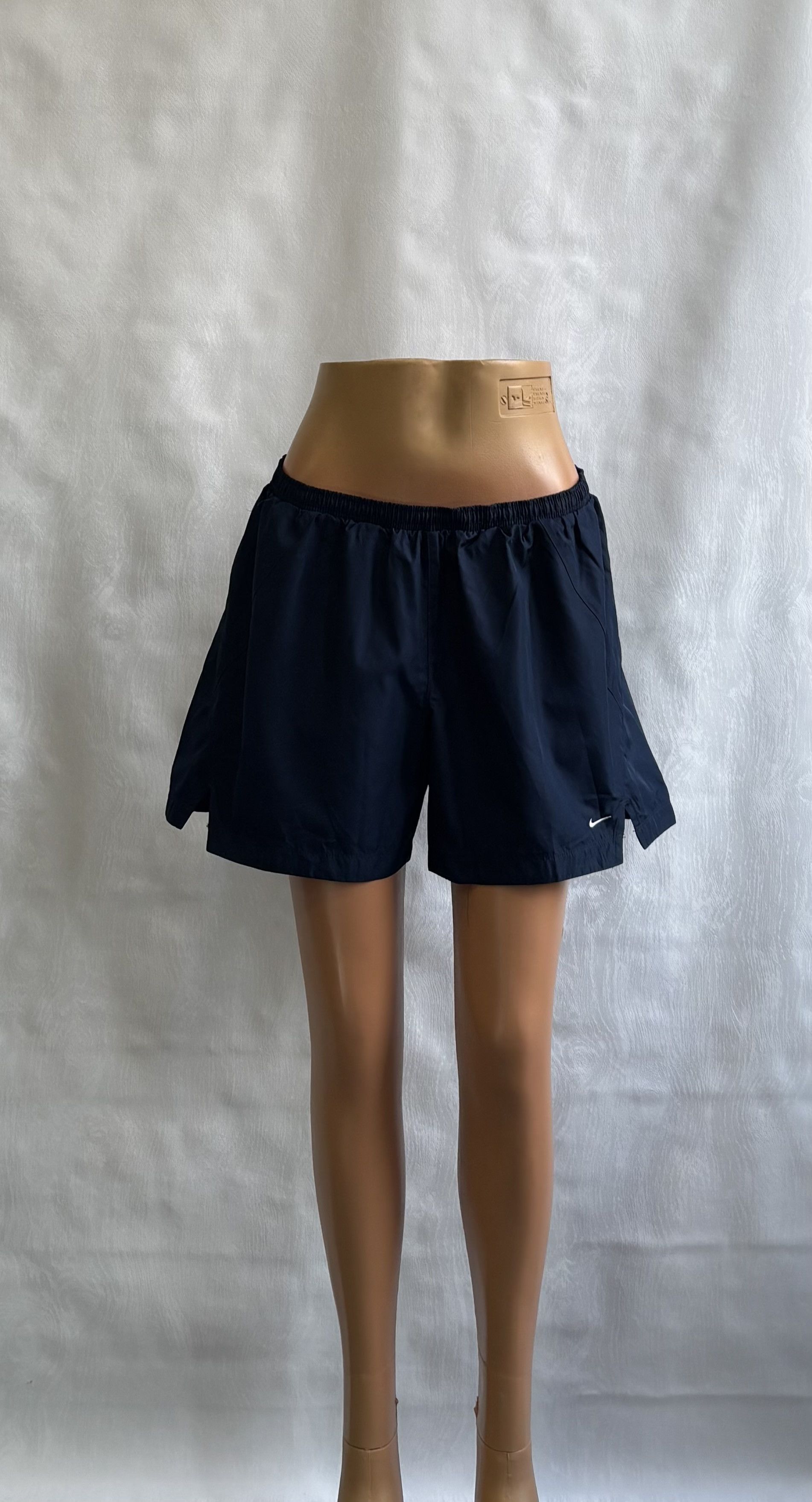 Nike Nike 00s Vintage Y2K Sports Shorts Size XL Size 30" / US 8 / IT 44 - 2 Thumbnail