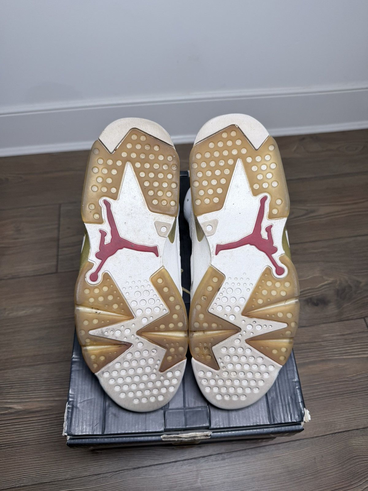 Jordan Brand Air Jordan 6 & 7 “Golden Moments Pack” GMP – Size 10.5 Size US 10.5 / EU 43-44 - 7 Thumbnail