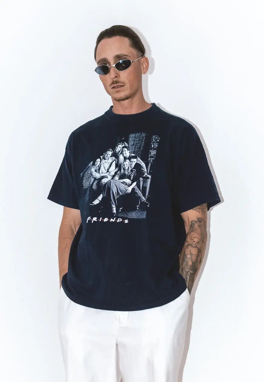 Designer × Vintage 90s Friends TV show movie graphic t-shirt Size US L / EU 52-54 / 3 - 1 Thumbnail