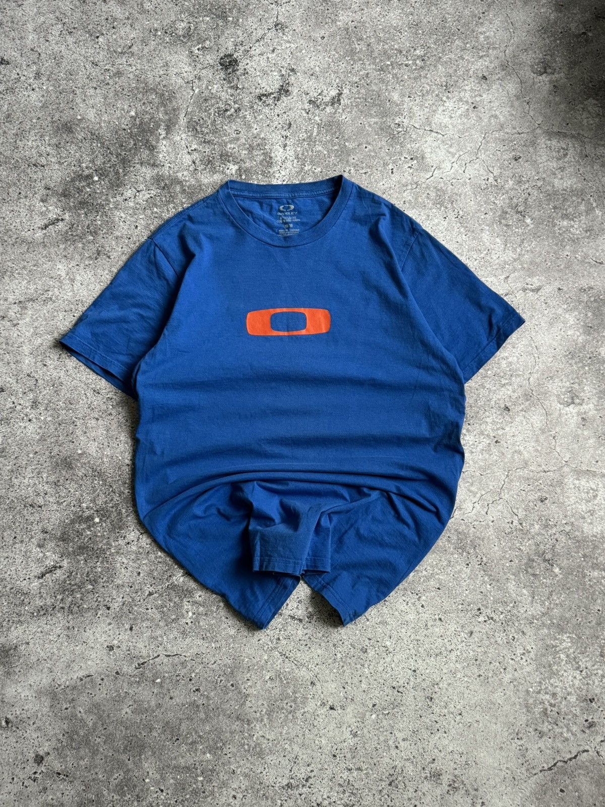 Oakley × Vintage Vintage Oakley center logo oversized t-shirt Size US M / EU 48-50 / 2 - 2 Thumbnail