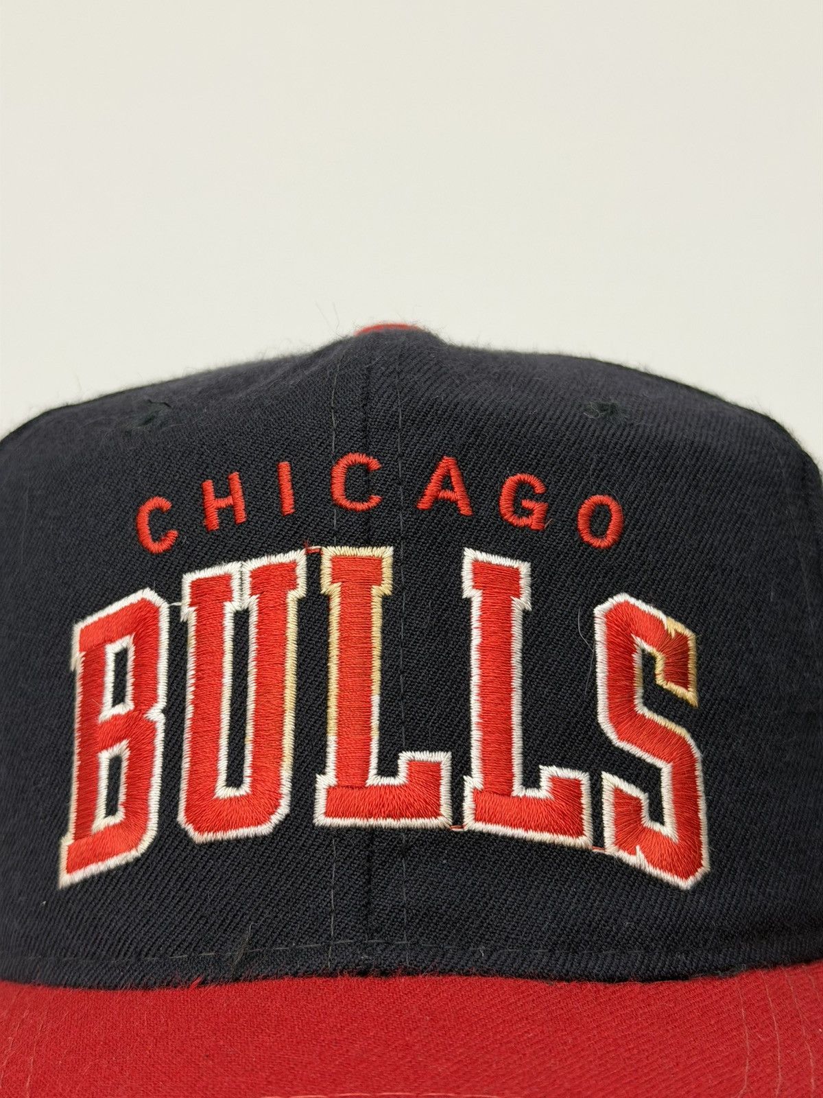 Starter Vintage 90s Chicago Bulls Starter Arch 2 Tone Snapback NBA Size ONE SIZE - 4 Thumbnail