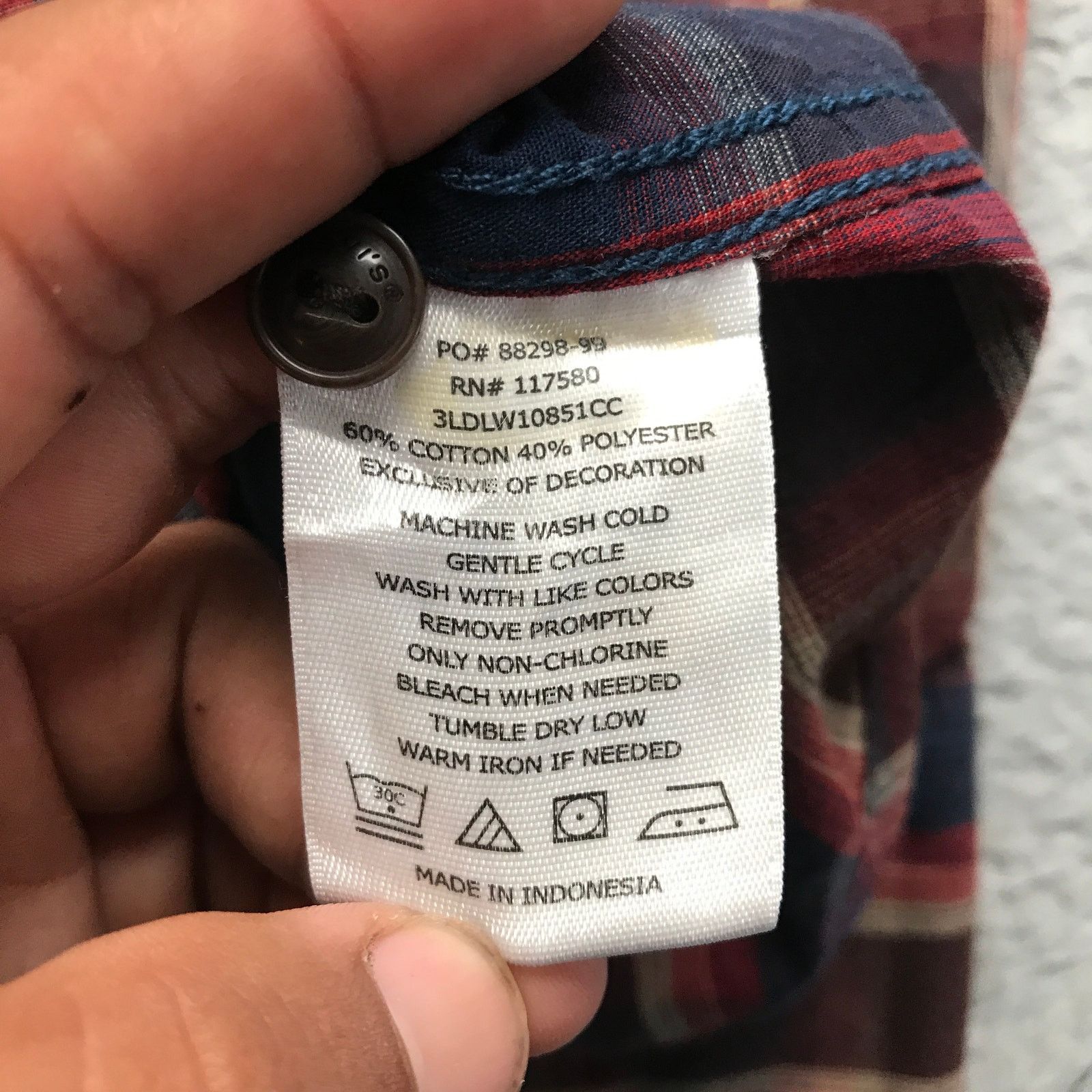 Levi's Levis Strauss & Co. Button Up Shirt Mens Large Plaid Maroon Size US L / EU 52-54 / 3 - 7 Thumbnail