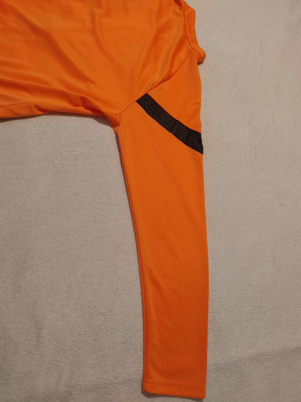 Puma Jacket SHAKHTAR DONETSK for training Size US L / EU 52-54 / 3 - 4 Thumbnail