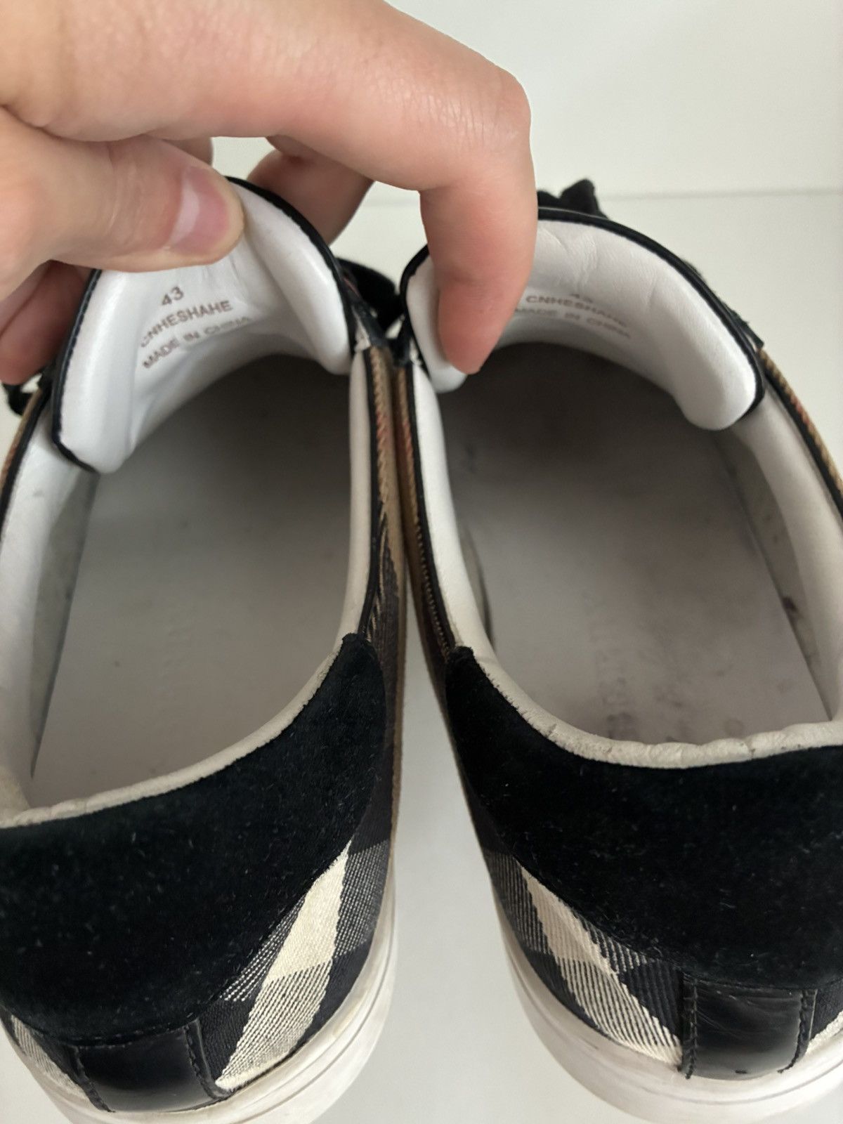 Burberry Burberry low trainers luxury sneakers leather House Check Size US 10 / EU 43 - 13 Thumbnail