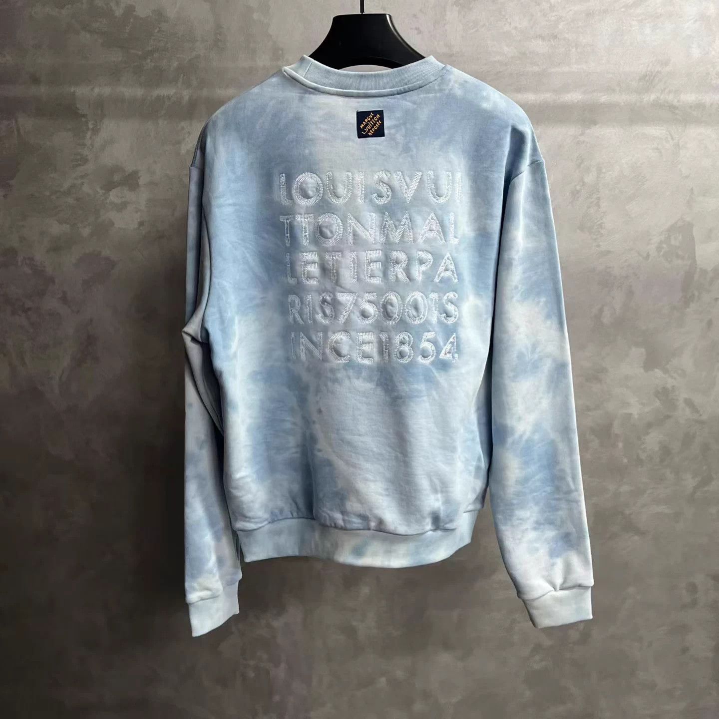 Louis Vuitton LV 26 New Tie-Dye Crew Rib Collar Logo Sweater M/L Size US M / EU 48-50 / 2 - 2 Thumbnail