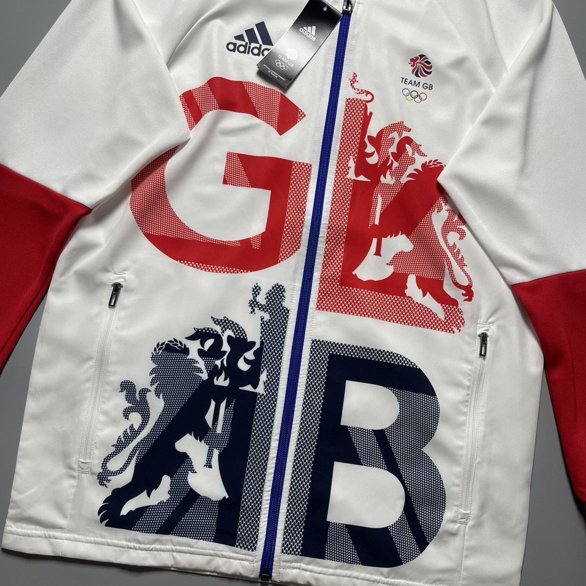 Adidas NWT GREAT BRITAIN OLYMPICS 2016 PODIUM TRACK TOP JACKET Size US M / EU 48-50 / 2 - 6 Thumbnail