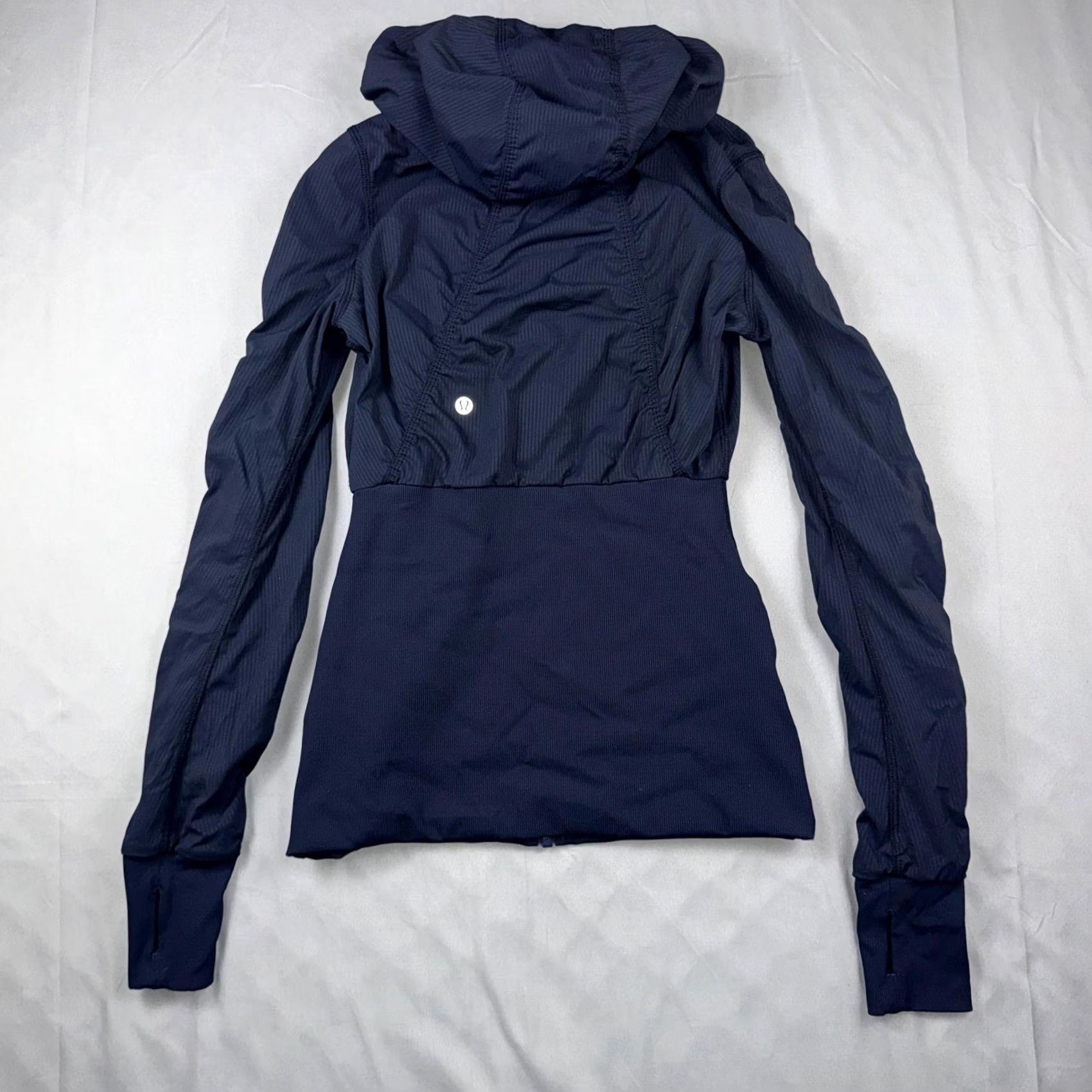 Lululemon Lululemon Hooded Jacket Midnight Navy Ruched Zip Full Zip Sleeve Thumbholes Lightweight Breathable Slim Fit Women 6 JACKET Size M / US 6-8 / IT 42-44 - 2 Thumbnail