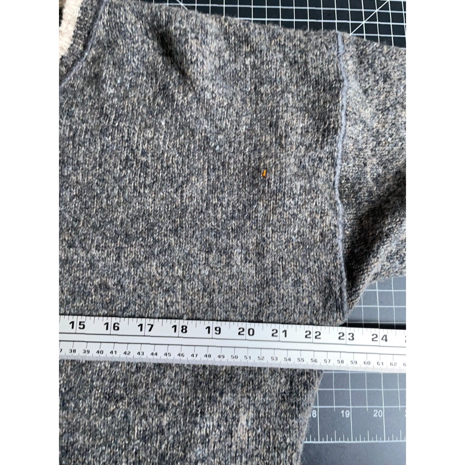 Vintage Woolrich Wool Blend Sweater Men's Large Charcoal Gray Crewneck Midweight Sweater Size US L / EU 52-54 / 3 - 5 Thumbnail