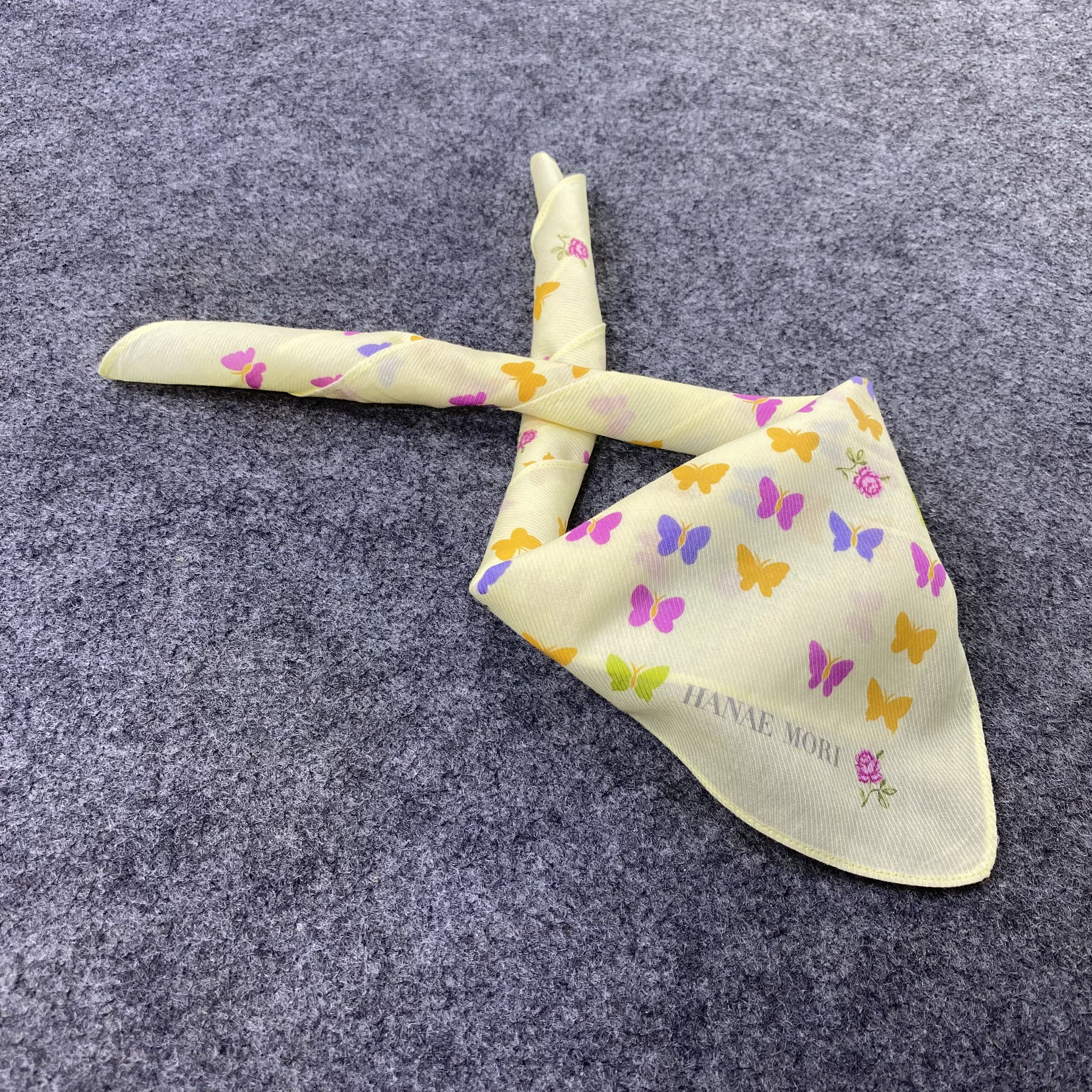 Hanae Mori Hanae Mori Handkerchief Neckerchief Bandana-B1896 Size ONE SIZE - 1 Thumbnail