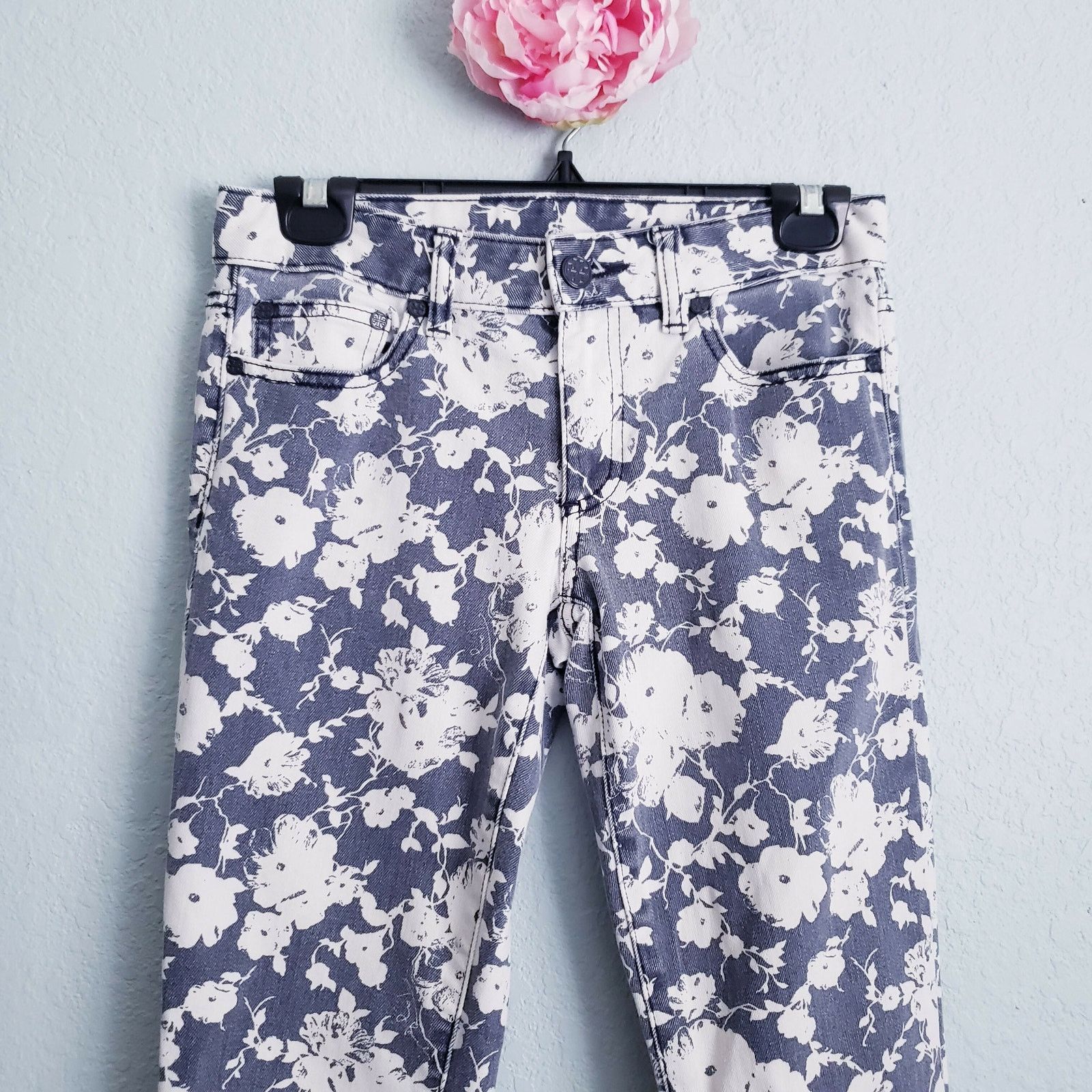 Tory Burch Tory Burch Alexa Cropped Mid-Rise Floral Skinny Jeans Sz 25 Size 25" / US 0 / IT 36 - 3 Thumbnail