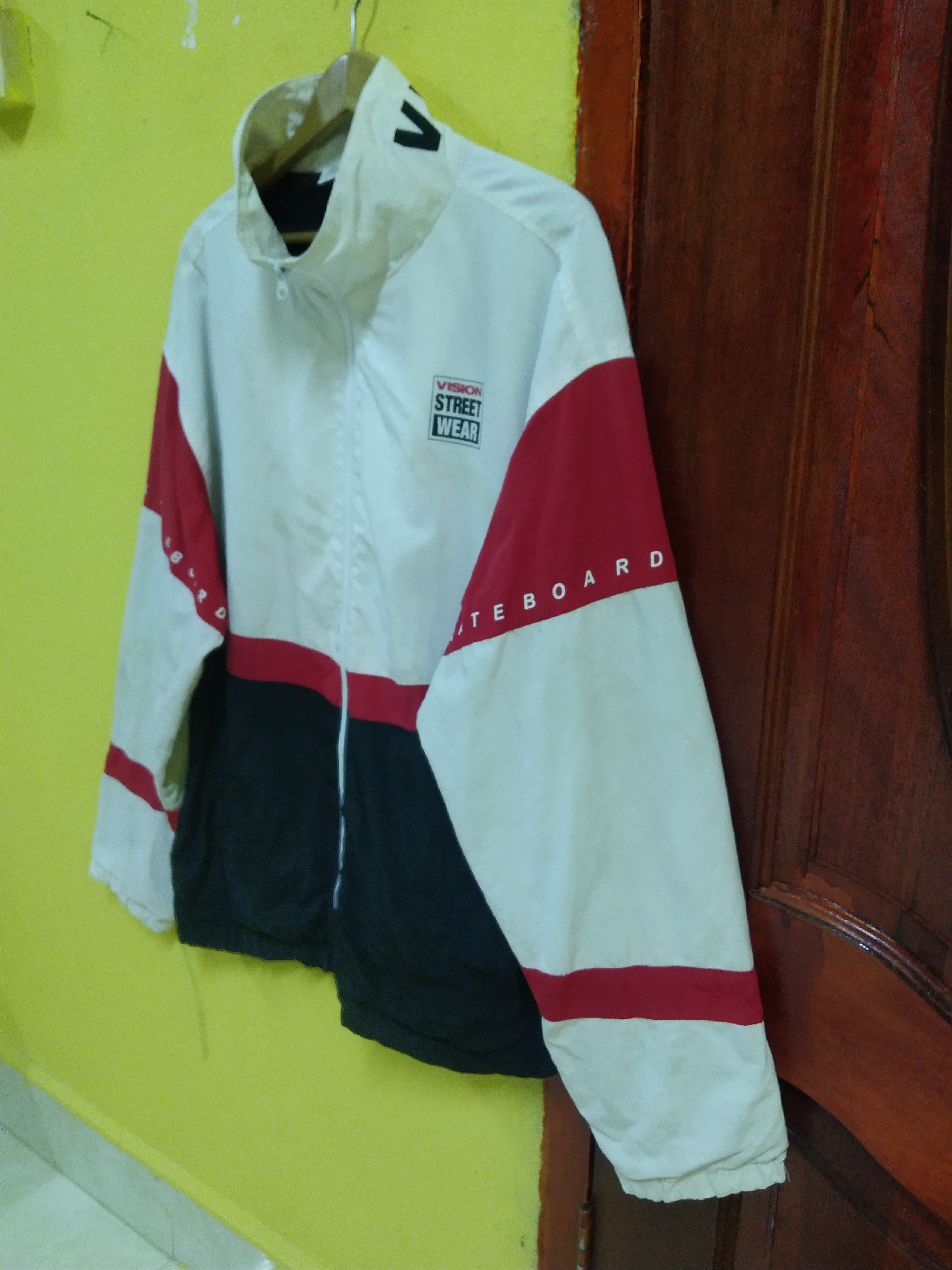 Vintage × Vision Streetwear Vintage Vision Streetwear Skateboarding Nylon Jacket Size US L / EU 52-54 / 3 - 3 Thumbnail
