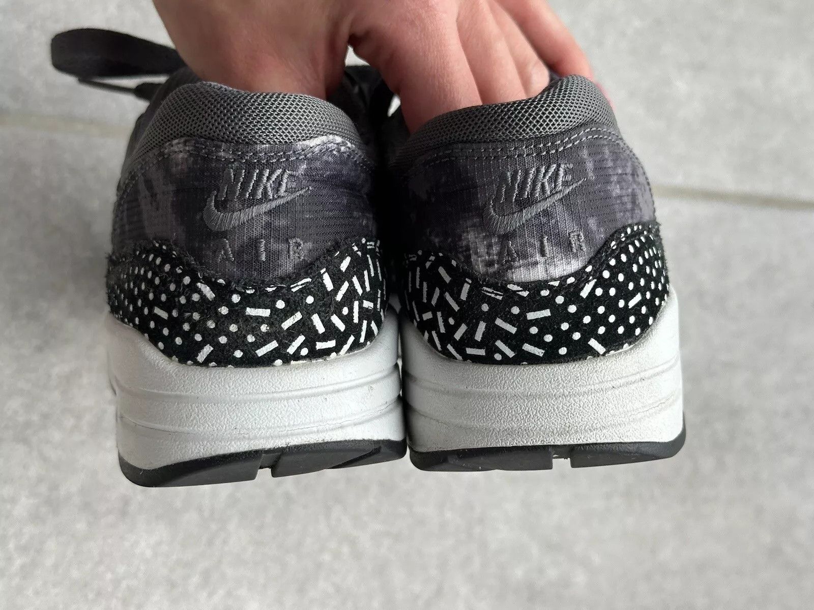 Nike Nike Air Max 1 Dark Grey Metallic 2014 Womens Shoes Sneakers Size US 6.5 / IT 36.5 - 13 Thumbnail