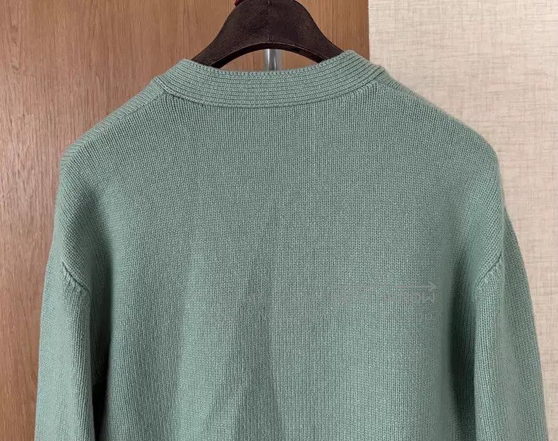 Hermes Hermes Men's cashmere cardigan Size US L / EU 52-54 / 3 - 9 Thumbnail