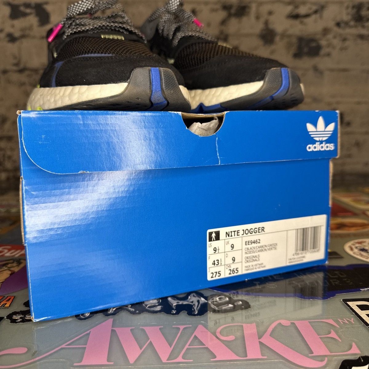 Adidas × Sneakersnstuff Adidas Nite Jogger Size 9.5 EE9462 SNS Exclusive Black Used Size US 9.5 / EU 42-43 - 7 Thumbnail
