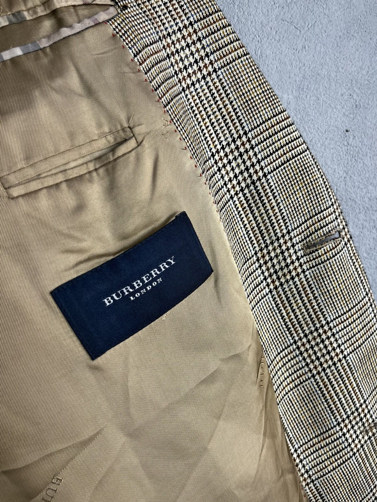 Burberry Burberry blazer jacket Size US XXL / EU 58 / 5 - 13 Thumbnail