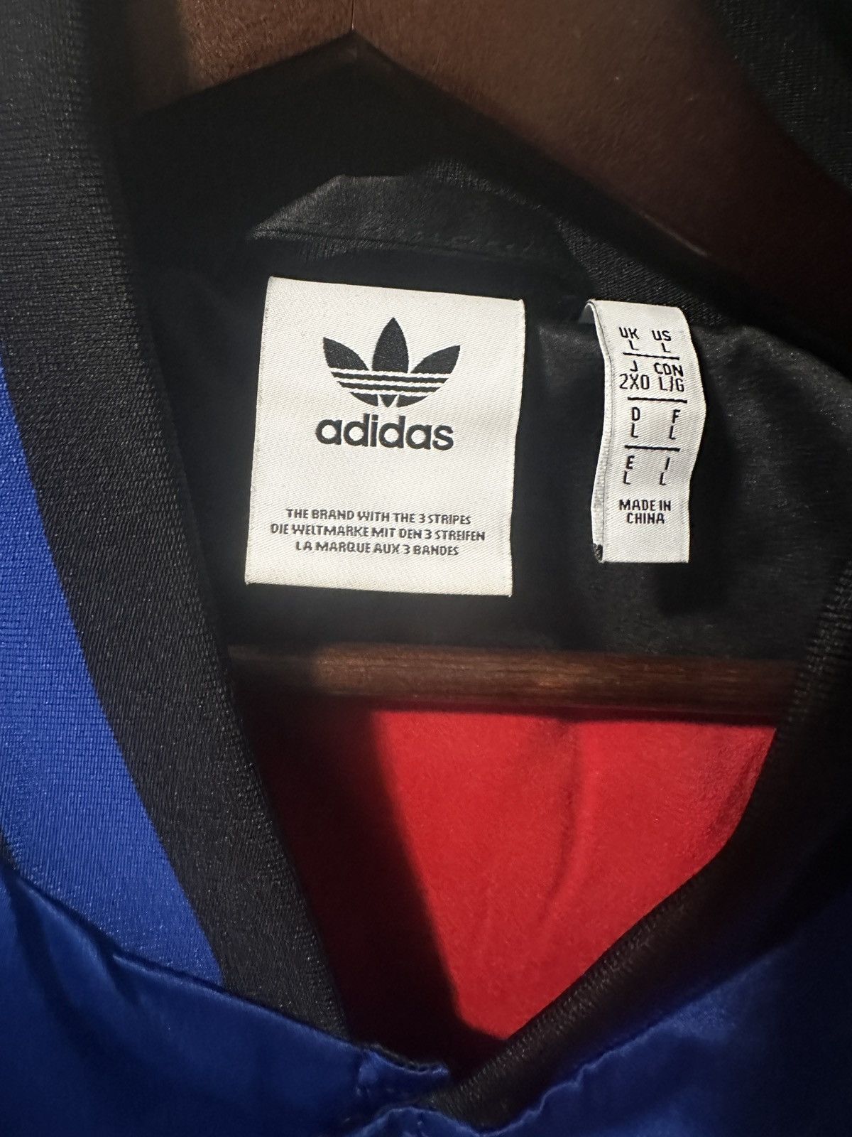 Adidas ADIDAS VINTAGE BOMBER JACKET RUN DMC Size US L / EU 52-54 / 3 - 3 Thumbnail