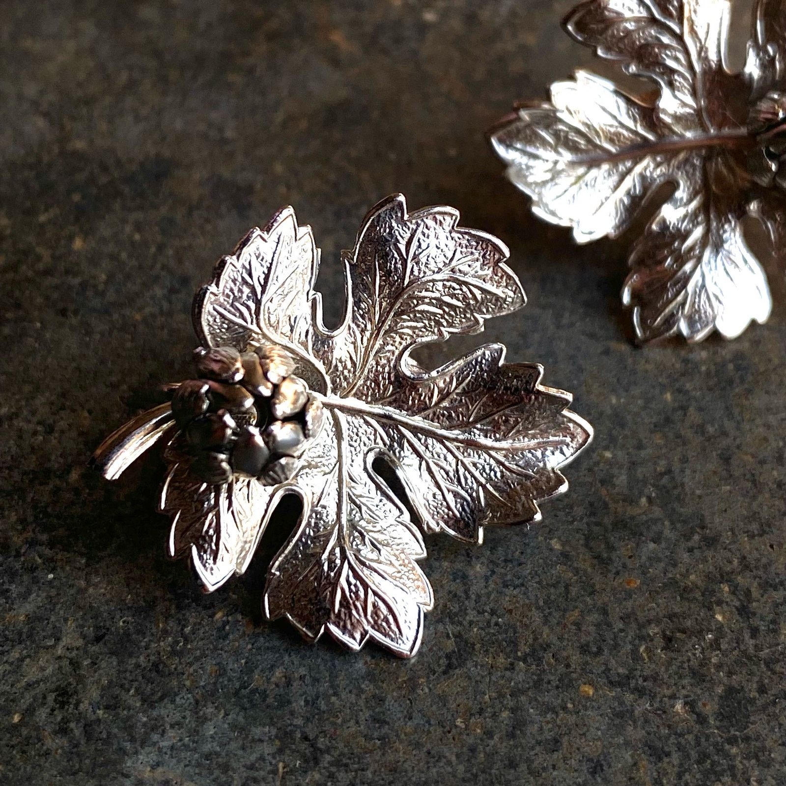 Vintage Vtg 90s Silver Toned Maple Leaf Acorn Clip On Earrings Size ONE SIZE - 4 Thumbnail