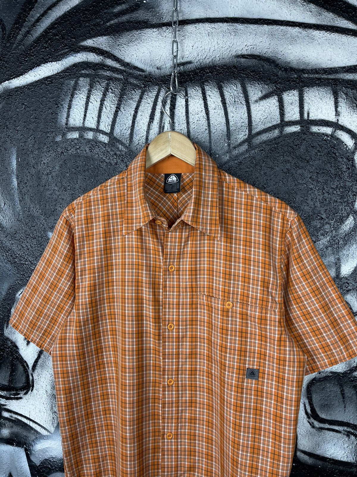 Nike ACG Vintage Nike ACG Y2K Orange Check Short Sleeve Shirt Size S Size US S / EU 44-46 / 1 - 2 Thumbnail