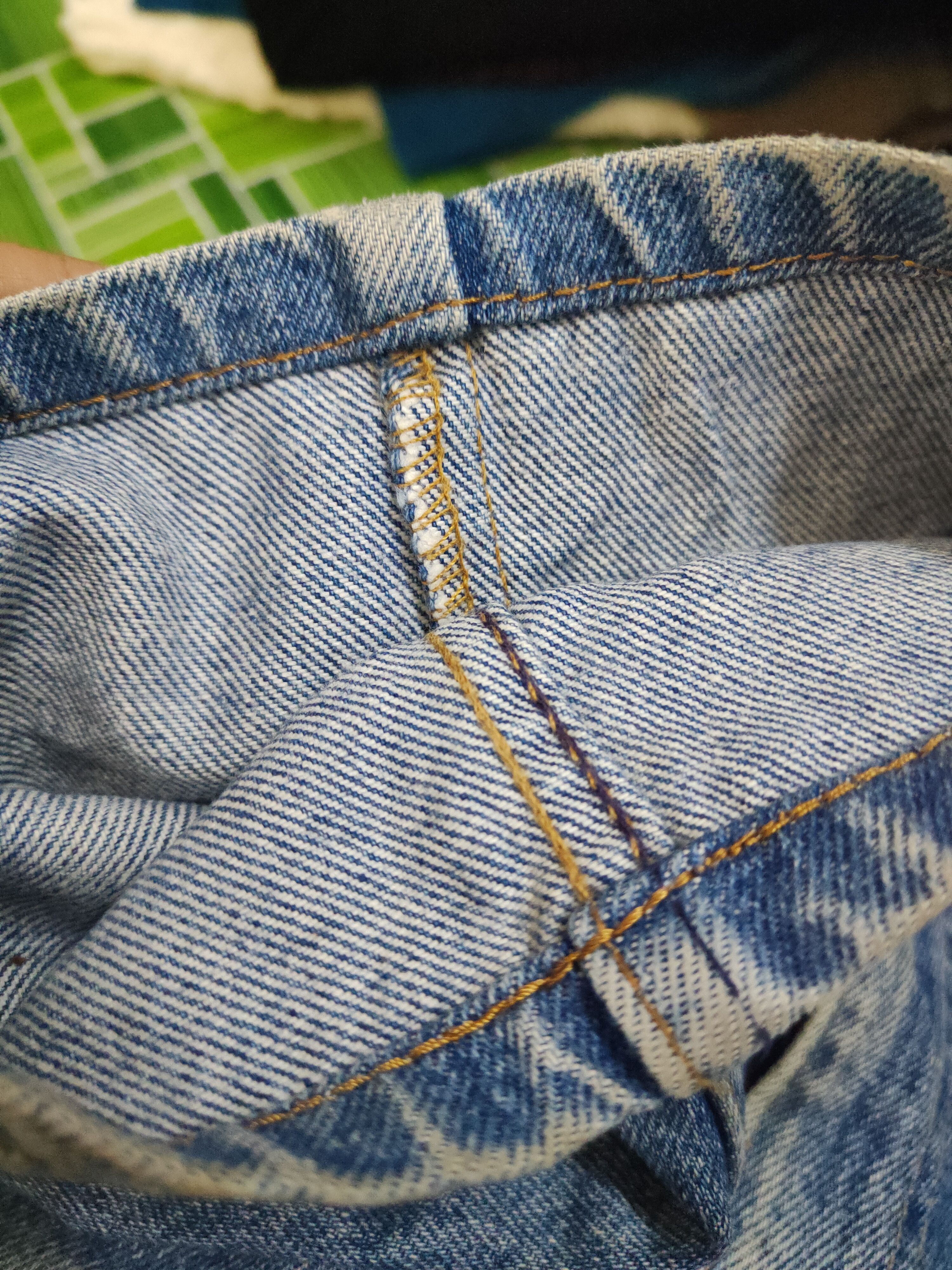Levi's Levi's vintage Blue Distressed Ripped denim Jeans #w1325 Size US 32 / EU 48 - 14 Thumbnail