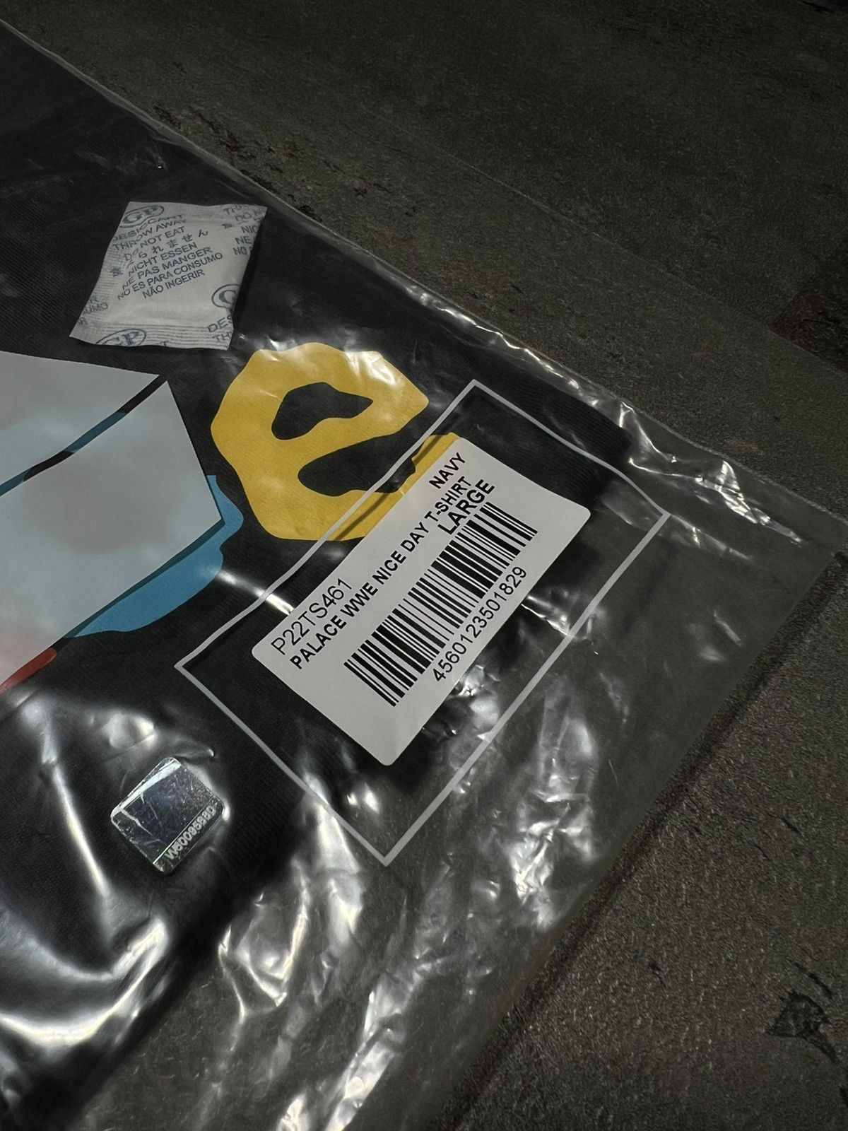 Palace × WWE Palace x WWE Tshirt Size US L / EU 52-54 / 3 - 6 Thumbnail