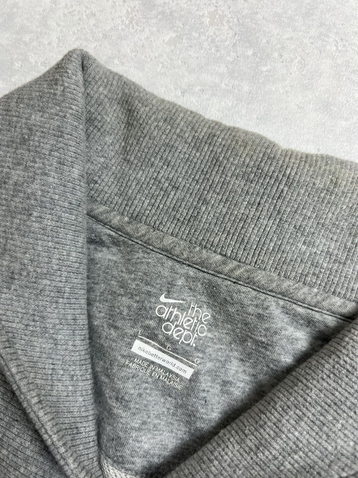 Nike 00s Nike Retro Logo Vintage Avant Garde Cardigan Jacket Size US L / EU 52-54 / 3 - 5 Thumbnail