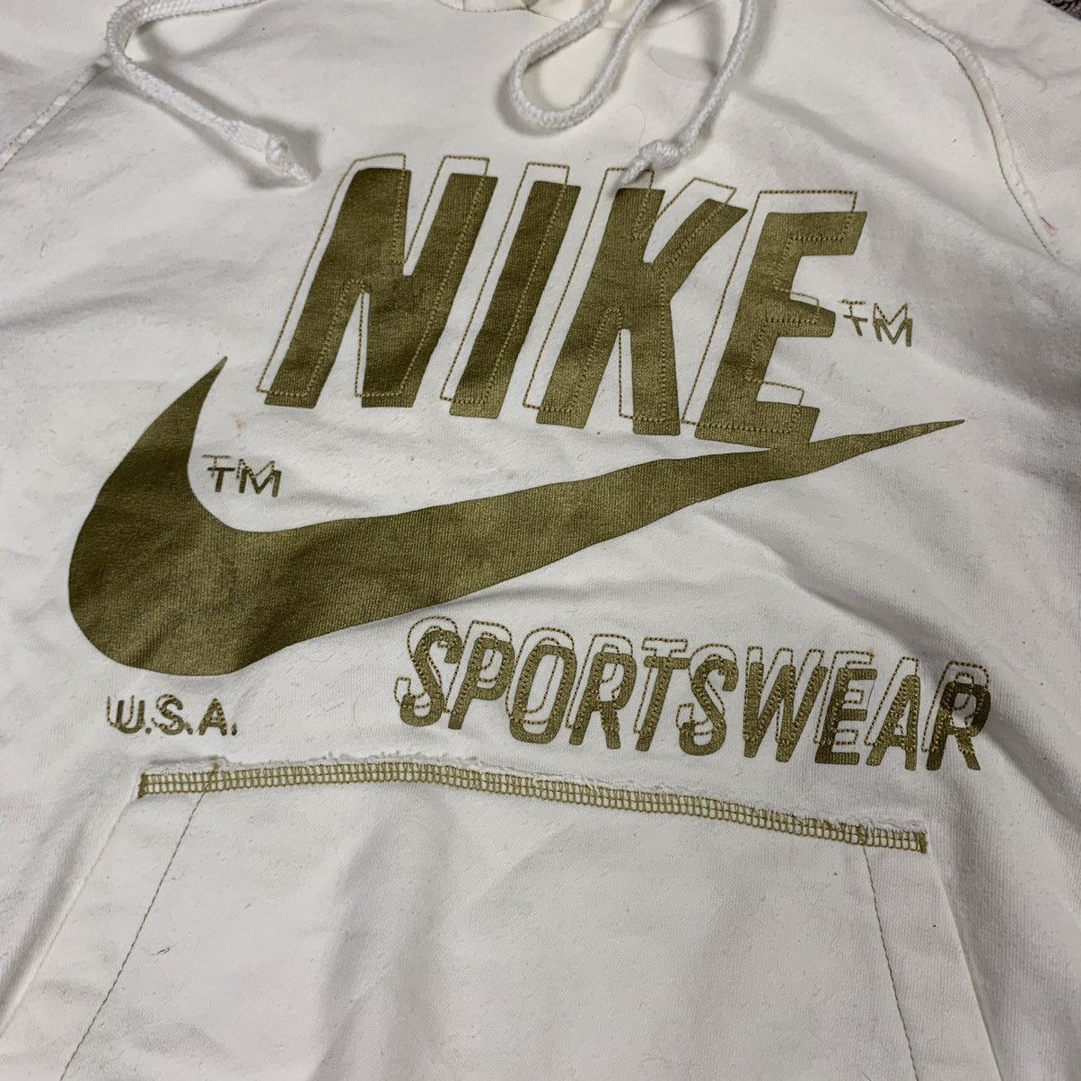 Vintage Vintage 90s Nike Gold Swoosh Hoodie Streetwear Y2K Boxy L Size US L / EU 52-54 / 3 - 2 Thumbnail