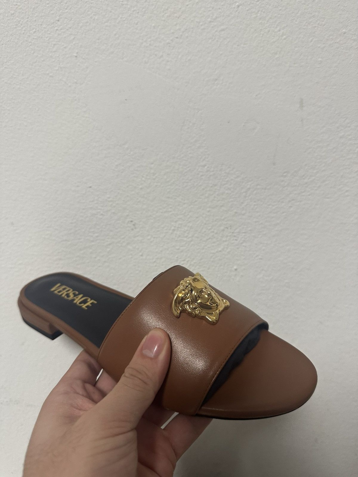 Versace Versace Medusa Flat Sandals Size US 7 / IT 37 - 4 Thumbnail