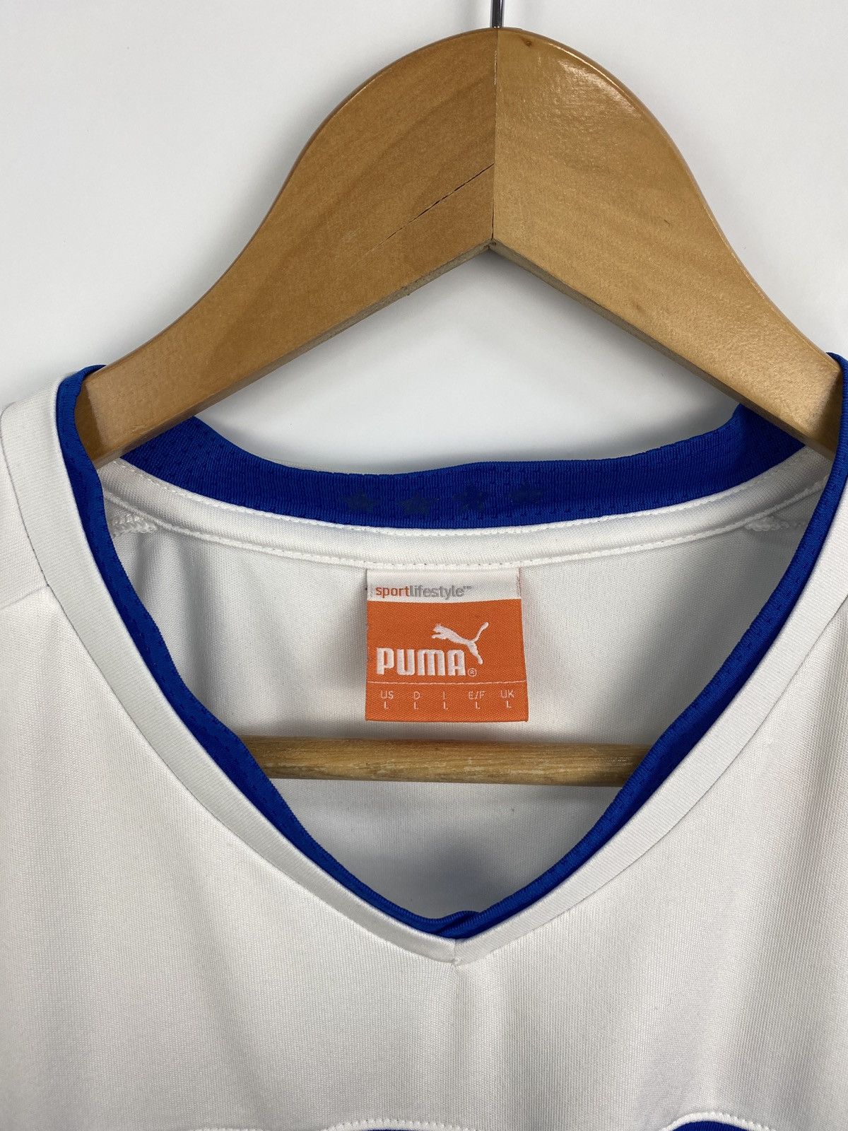 Puma 🇮🇹 Vintage Y2K Puma Italy Soccer Jersey T-Shirt Retro Rare Size US L / EU 52-54 / 3 - 5 Thumbnail