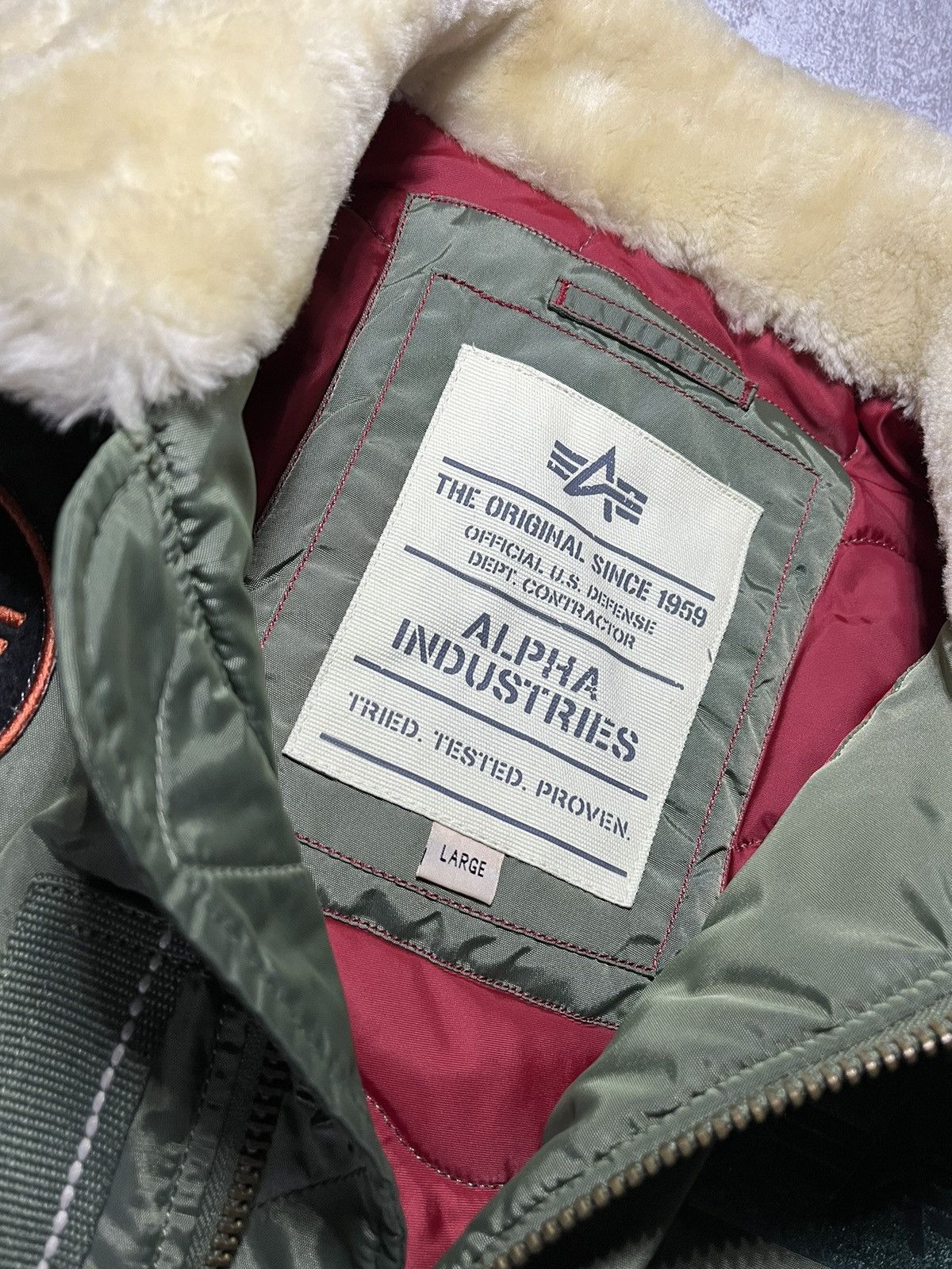 Alpha Industries Alpha Industries Rare Bomber Limited Edition Size US L / EU 52-54 / 3 - 5 Thumbnail