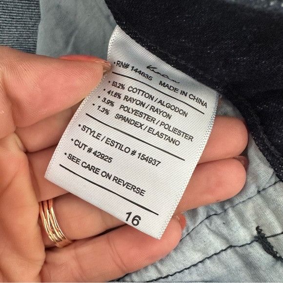 Other NWT KanCan Estilo Dark Blue Mid-Rise Skinny Jeans Size 38" / US 16 / IT 52 - 8 Thumbnail