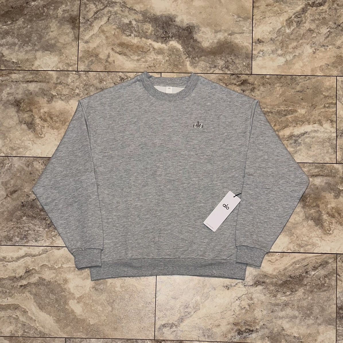 Alo Alo Yoga Accolade Crewneck Sweatshirt Heather Grey Large Size US L / EU 52-54 / 3 - 1 Thumbnail