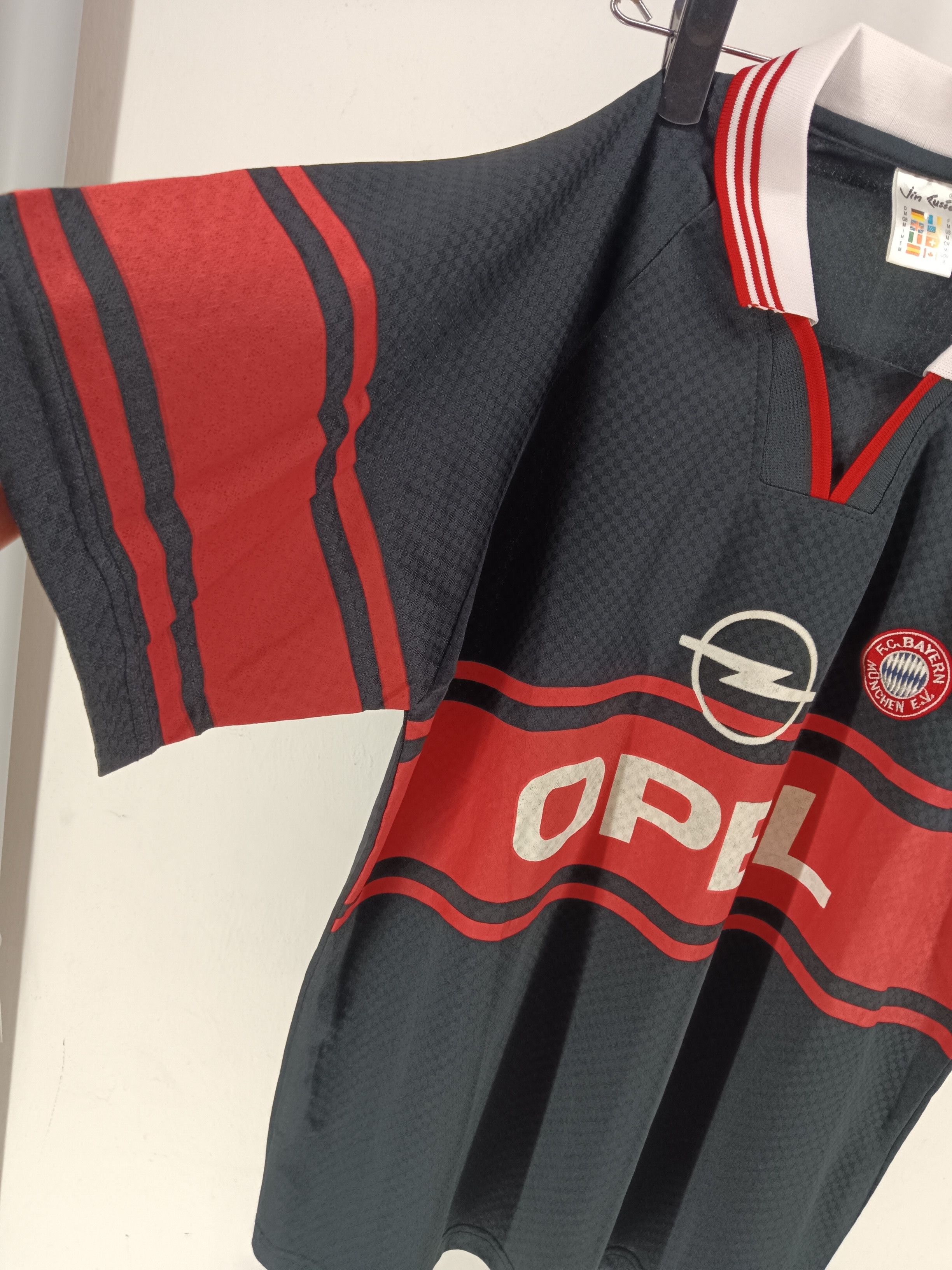 Vintage Vintage 90s Bootleg Football Jersey Bayen Munich Munchen Size US XL / EU 56 / 4 - 2 Thumbnail