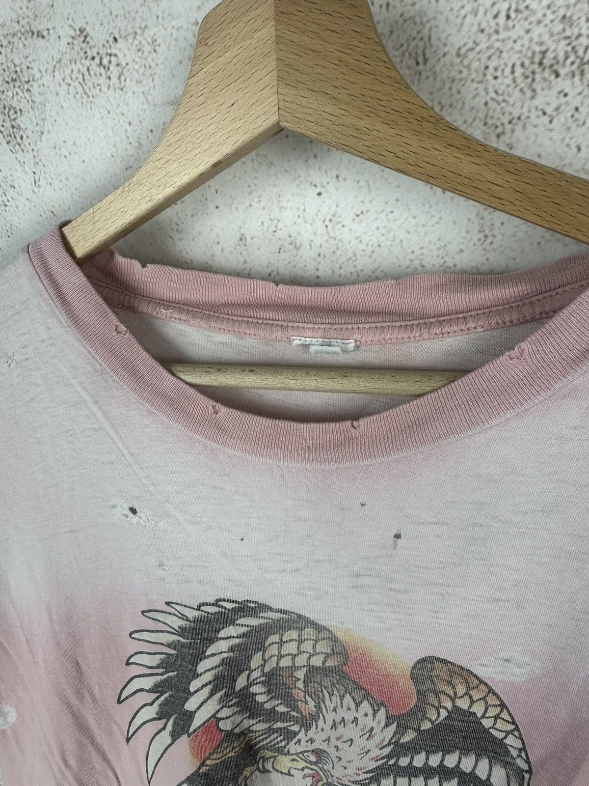 Christian Audigier VINTAGE ED HARDY CHRISTIAN AUDIGIER DISTRESSED PINK Y2K TEE Size US XL / EU 56 / 4 - 7 Thumbnail