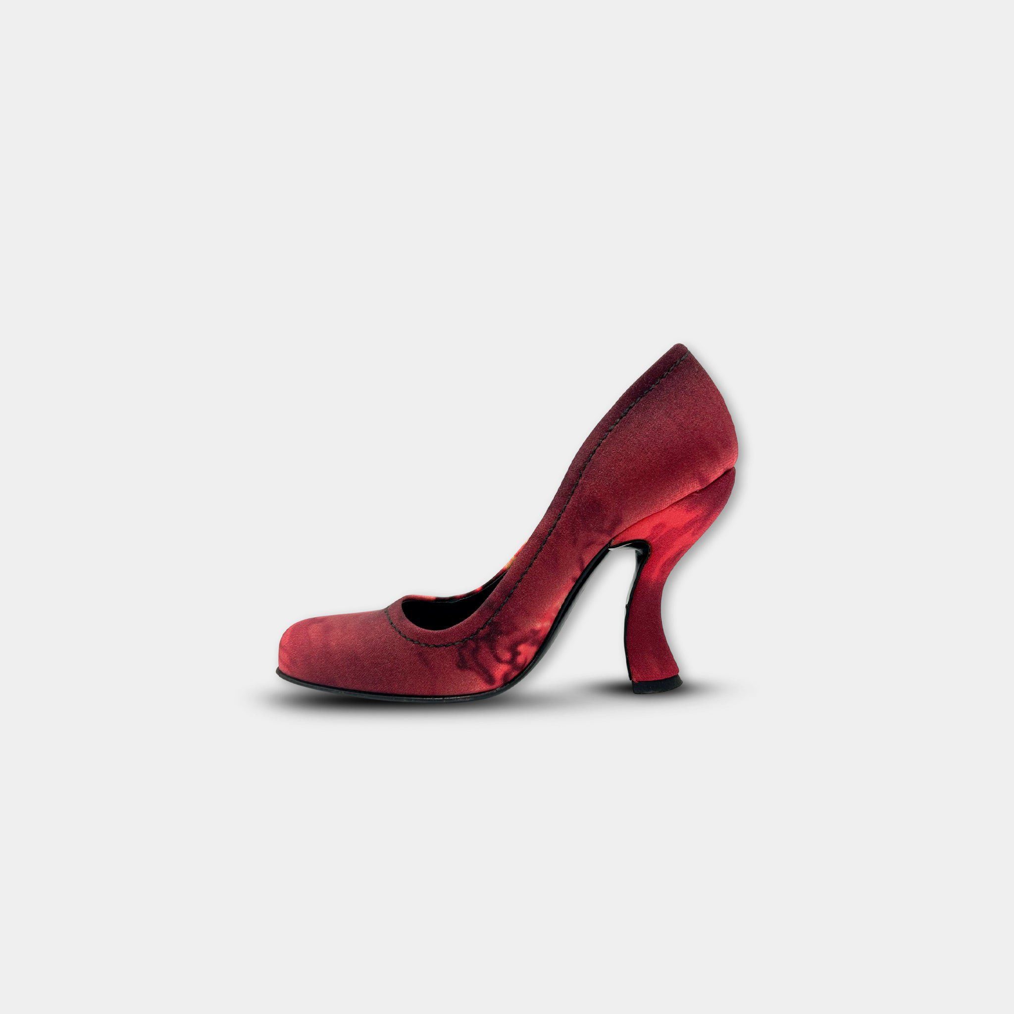 Prada Prada SS04 Red Tie-Dye Silk Pumps Size US 7 / IT 37 - 4 Thumbnail