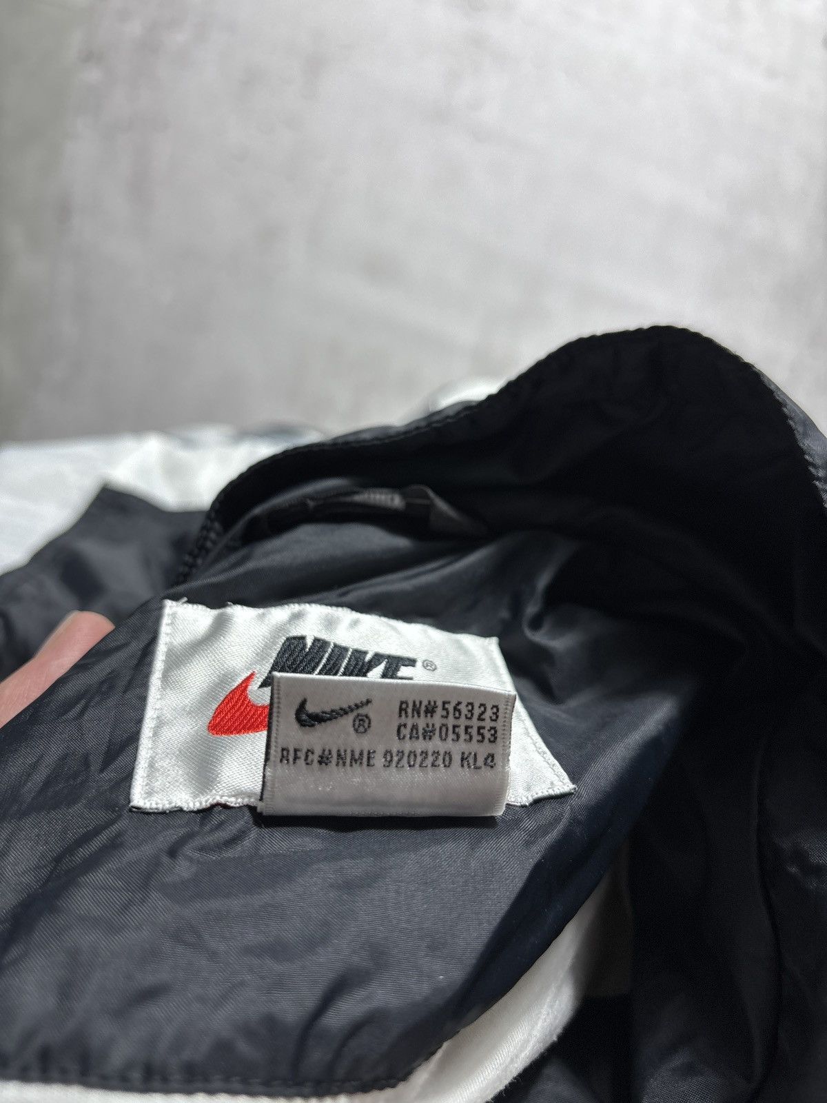 Nike Nike vintage jacket windbreaker Size US XL / EU 56 / 4 - 17 Thumbnail