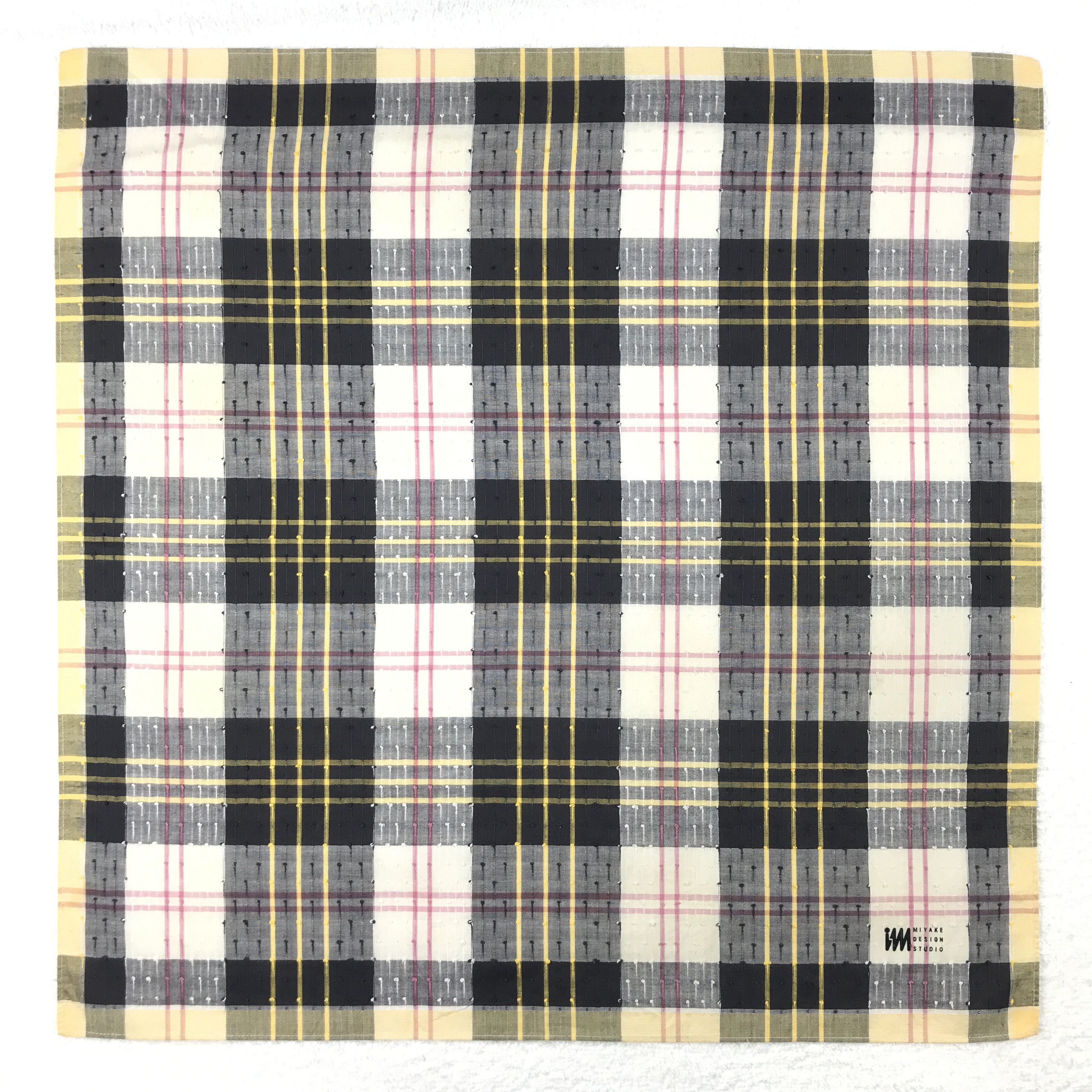 Issey Miyake × Japanese Brand × Vintage Issey Miyaki Embroidery Bandana Neckerchief Handkerchief Size ONE SIZE - 1 Thumbnail