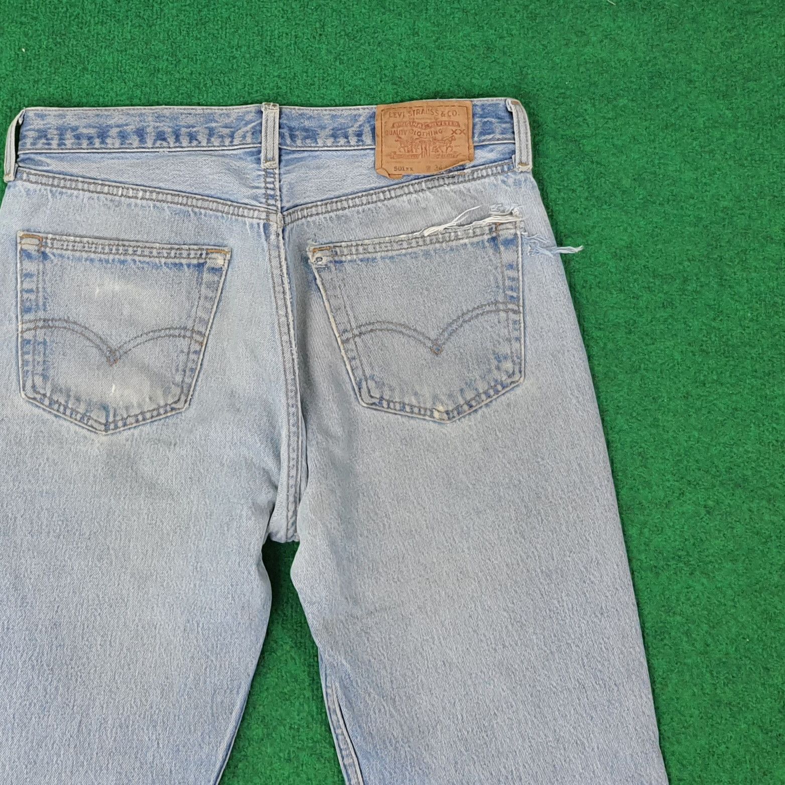 Levi's Vintage Levi's 501 Denim Distressed Style Jeans C252N18 Size US 31 - 4 Thumbnail
