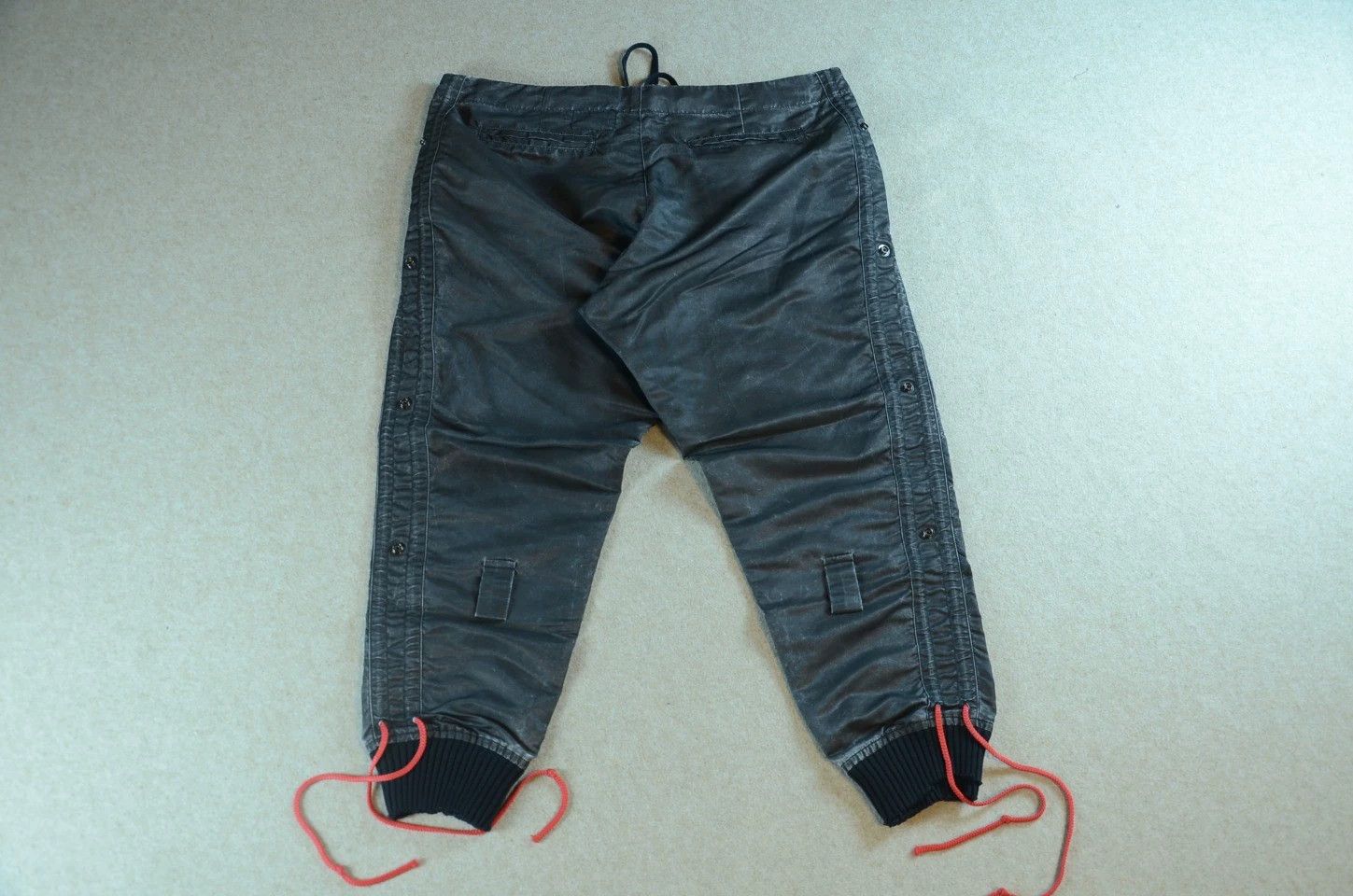 Greg Lauren GL Black Heavy Laminated Distressed 90s Cuffed Tie 4 Size US 29 - 7 Thumbnail