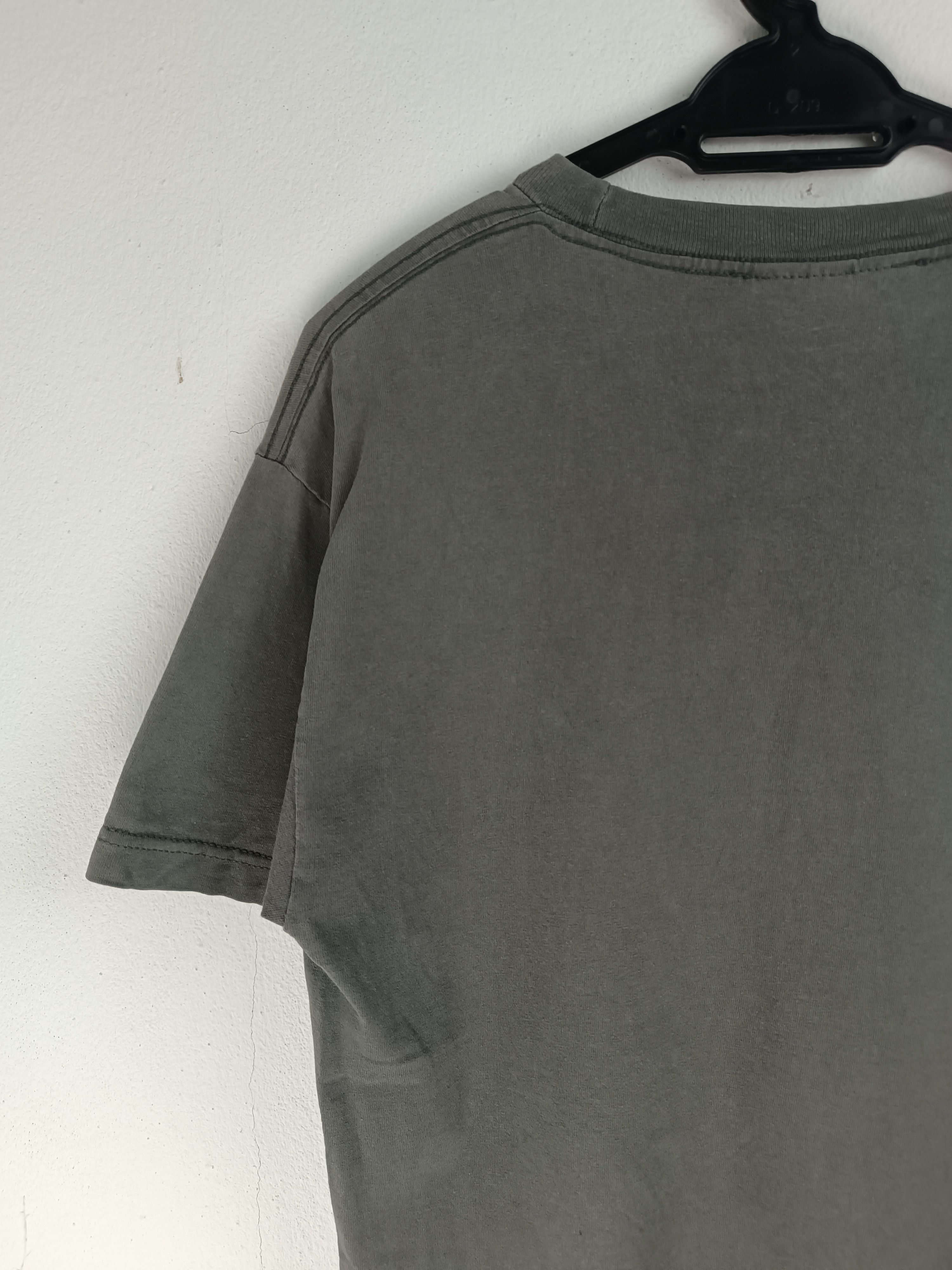 Band Tees VINTAGE Y2K UNEARTH TEE MISS MAY I AS I LAY NORMA Size US M / EU 48-50 / 2 - 14 Thumbnail