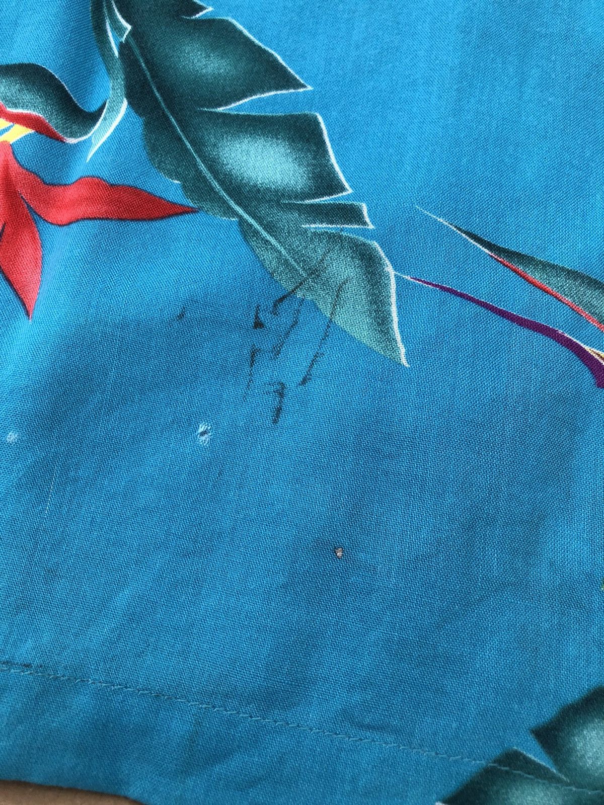 Vintage Vintage Paradise Found Honolulu, Hawaii 100% Rayon Button Size US M / EU 48-50 / 2 - 13 Thumbnail