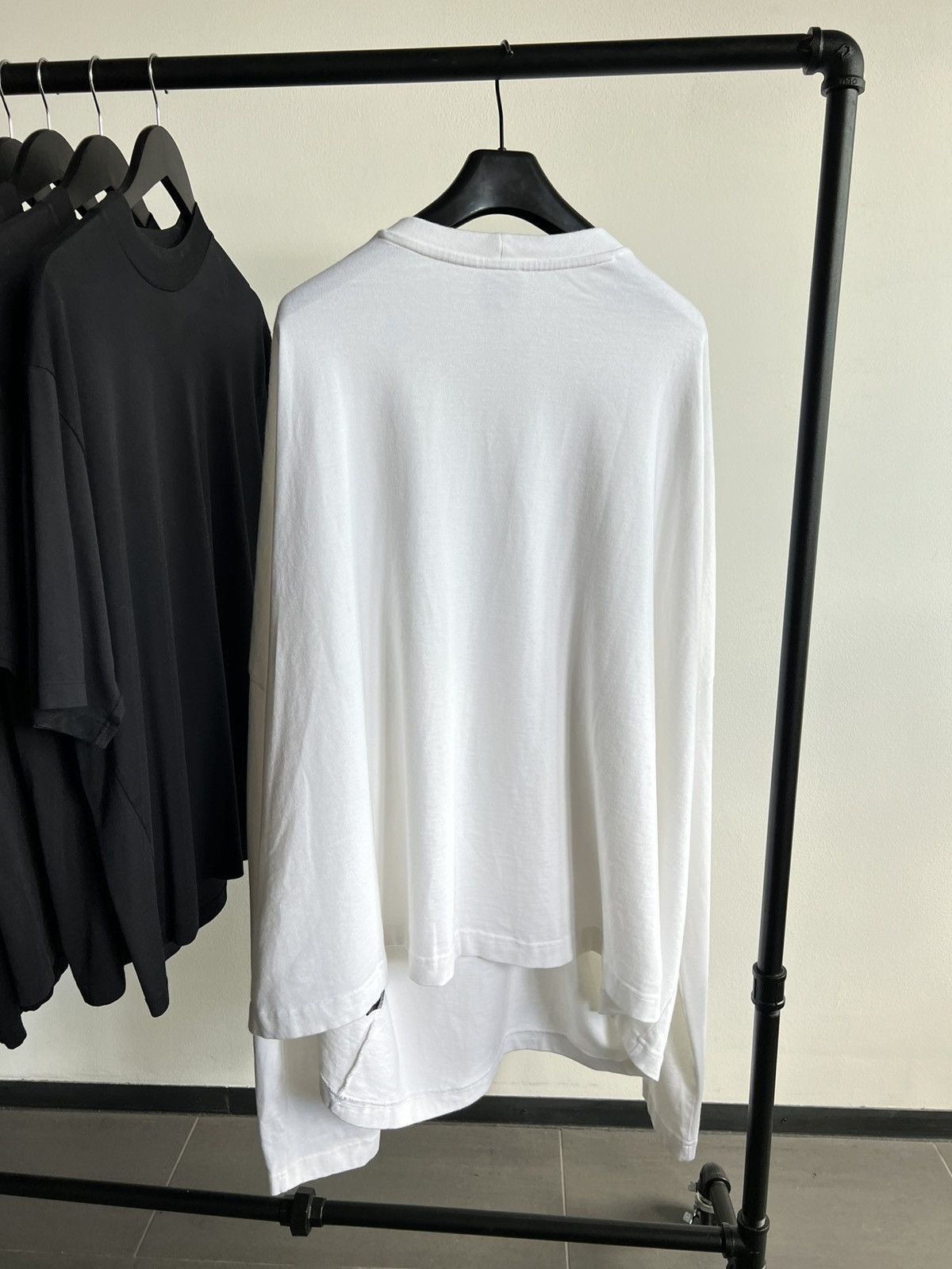 Vetements Vetements FW16 Ghost Long Sleeve Tee Size US XL / EU 56 / 4 - 3 Thumbnail