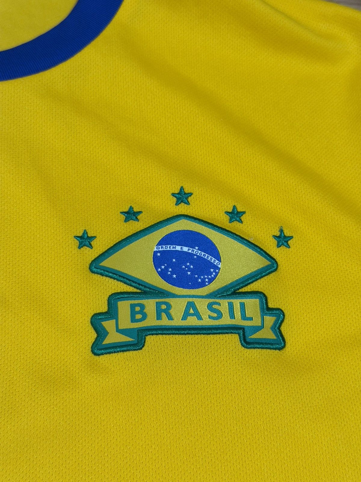 Umbro Umbro Brazil Jersey/Umbro Soccer Jersey/Brazil Soccer Jersey Size US L / EU 52-54 / 3 - 4 Thumbnail