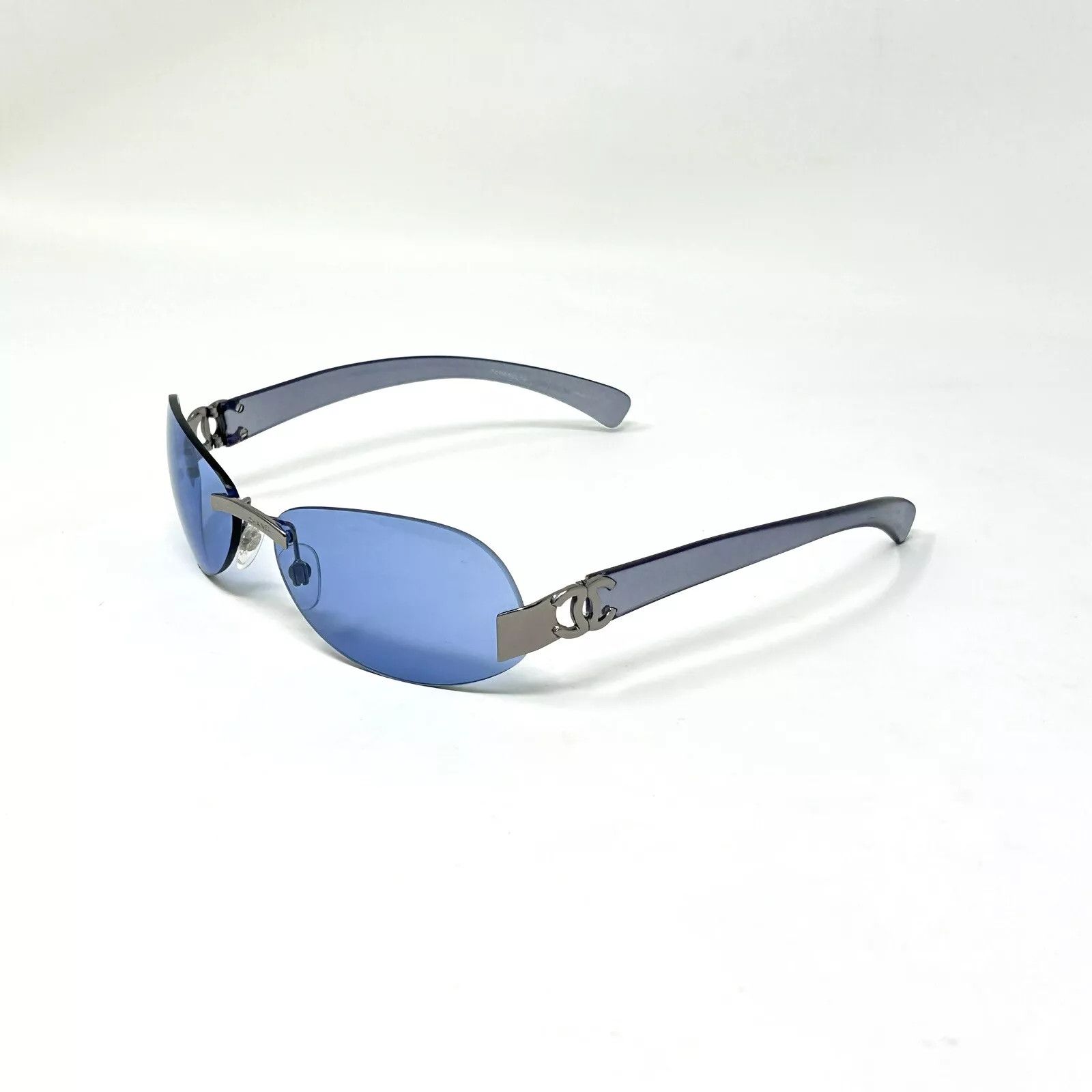 Chanel Chanel Sunglasses 4037 Rhinestone CC 4017 Rimless Vintage Size ONE SIZE - 1 Thumbnail