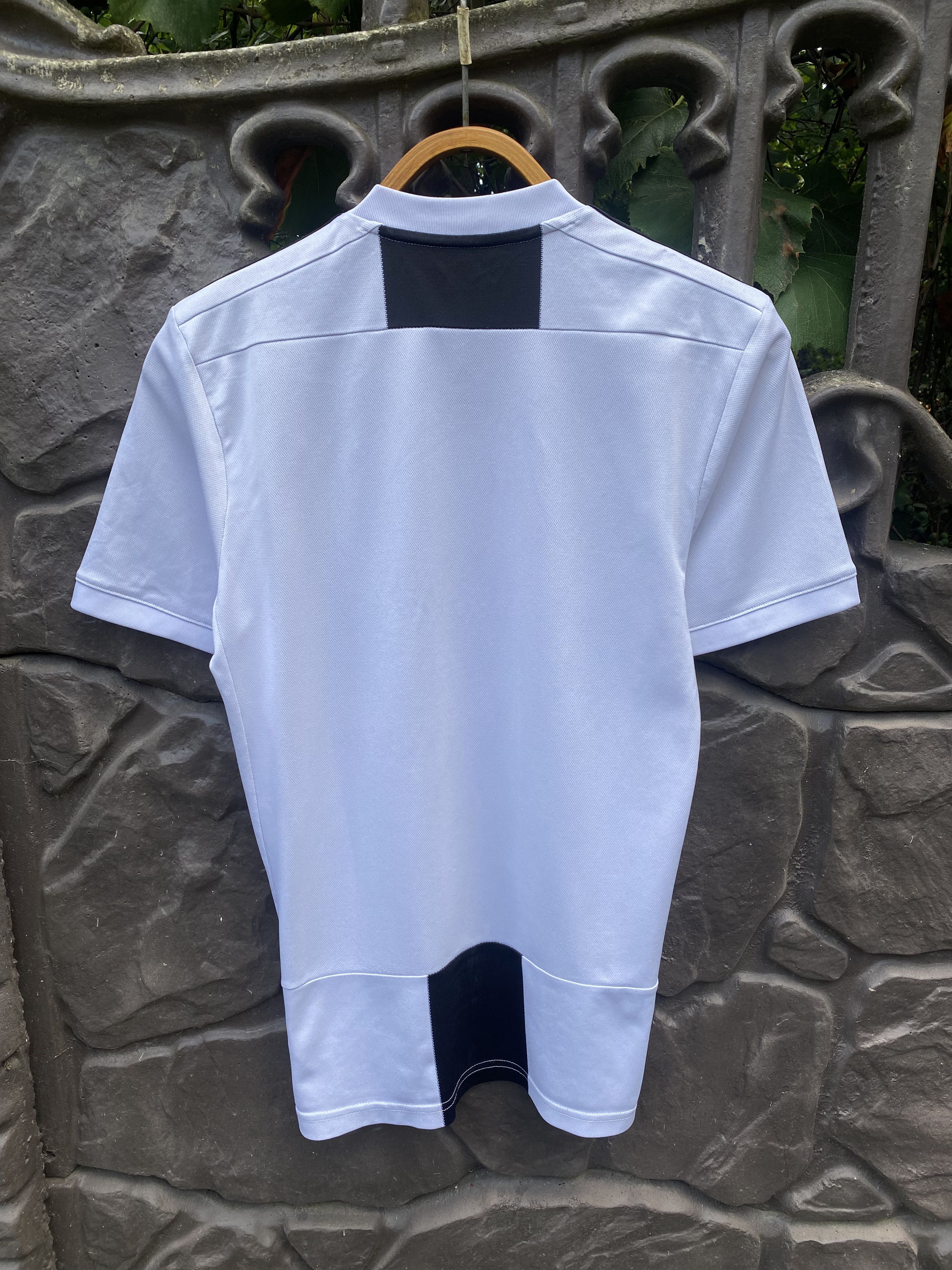 Adidas Juventus Home football shirt 18/19 Adidas Maglia Mens Size S Size US S / EU 44-46 / 1 - 9 Thumbnail