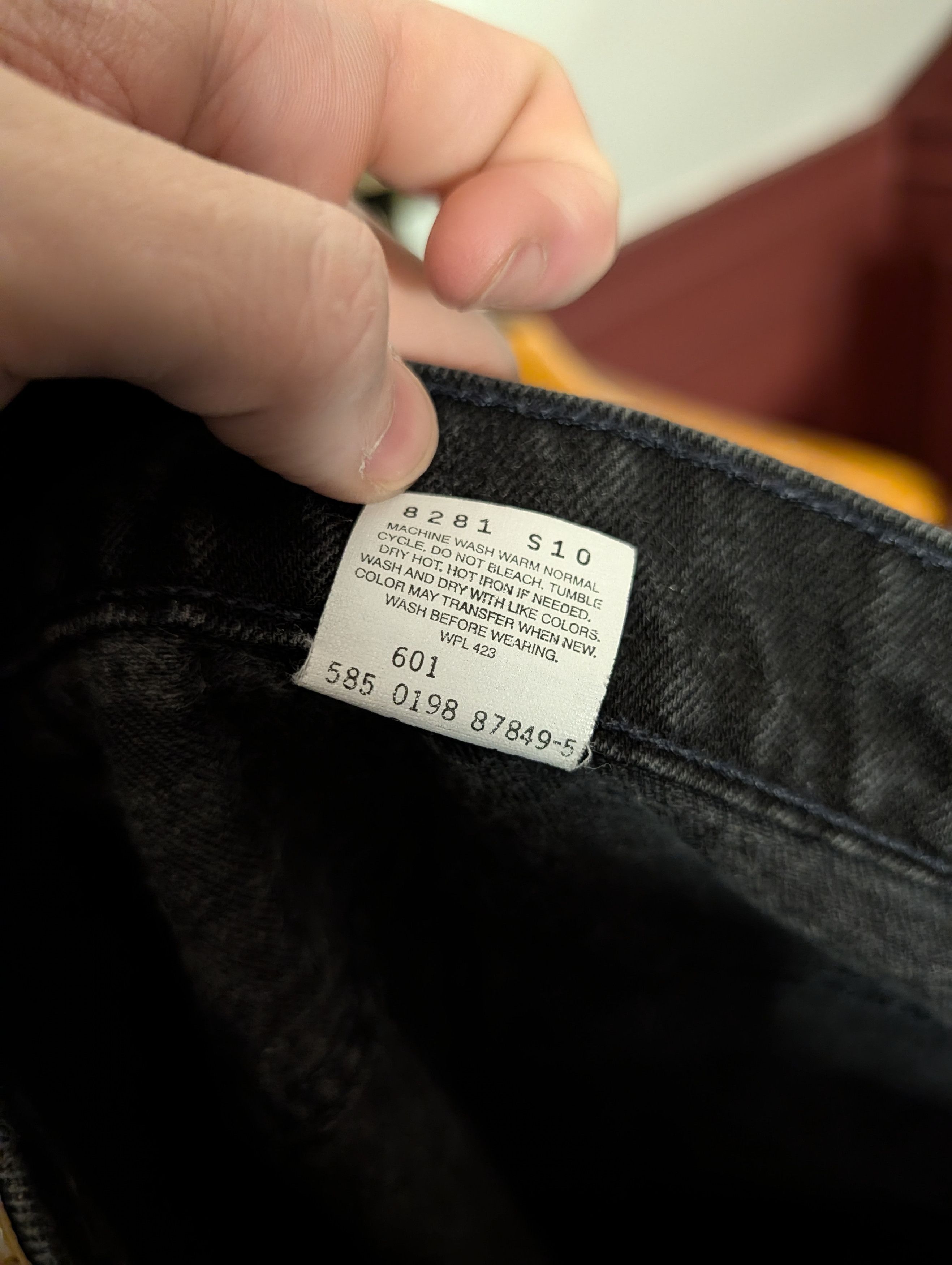 Levi's Vintage Clothing ORANGE TAB vtg black 505 straight leg denim jeans Size US 39 - 12 Thumbnail